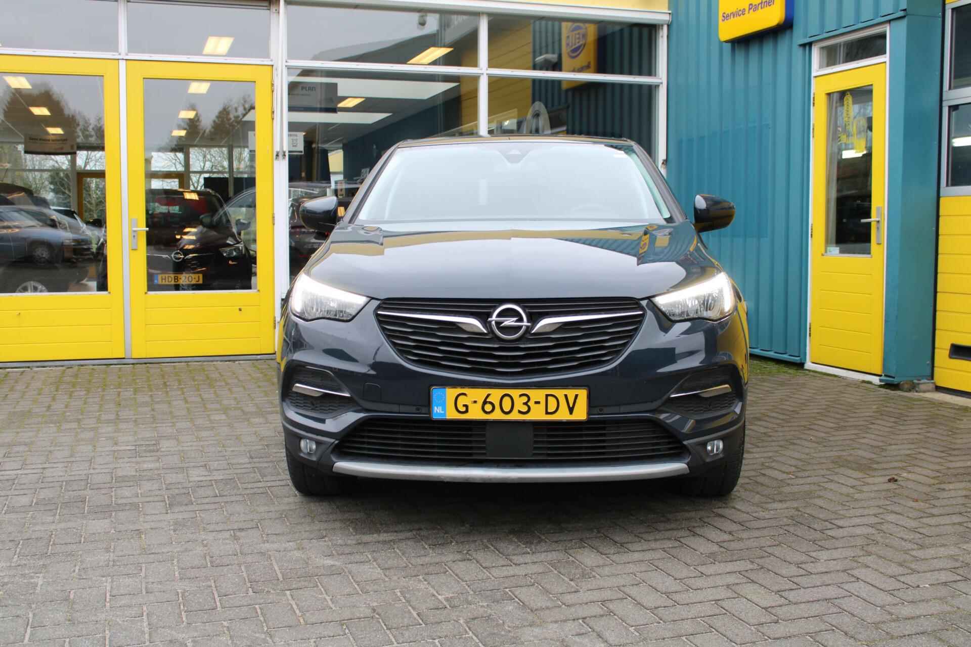 Opel Grandland X 1.2 Turbo Innovation Automaat zeer lage km stand - 2/37