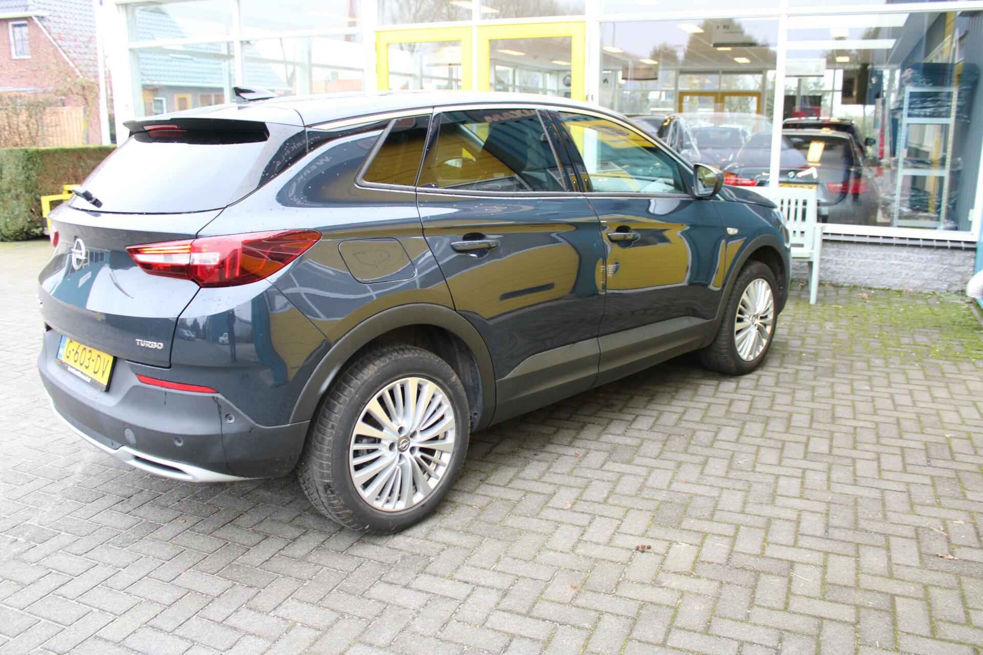 Opel Grandland X 1.2 Turbo Innovation Automaat zeer lage km stand - 4/37