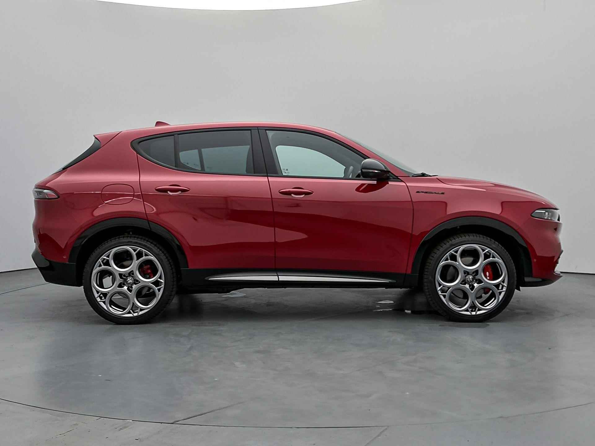 Alfa Romeo Tonale 280pk Turbo PHEV Edizione Speciale | LEER | achteruitrijcamera | Winterpakket | Elektrische klep | Blindspot - 11/34