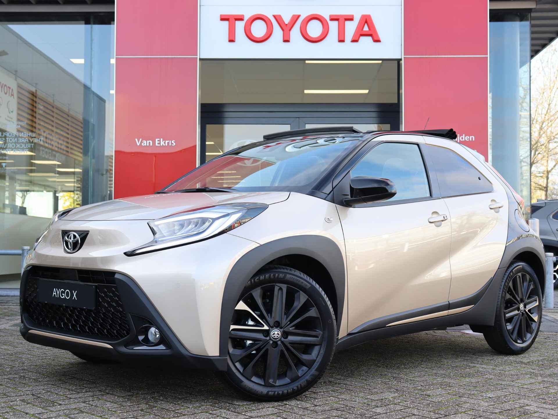 Toyota Aygo X 1.0 VVT-i MT Premium, Cabrio , Nieuw en uit voorraad leverbaar! - 6/40