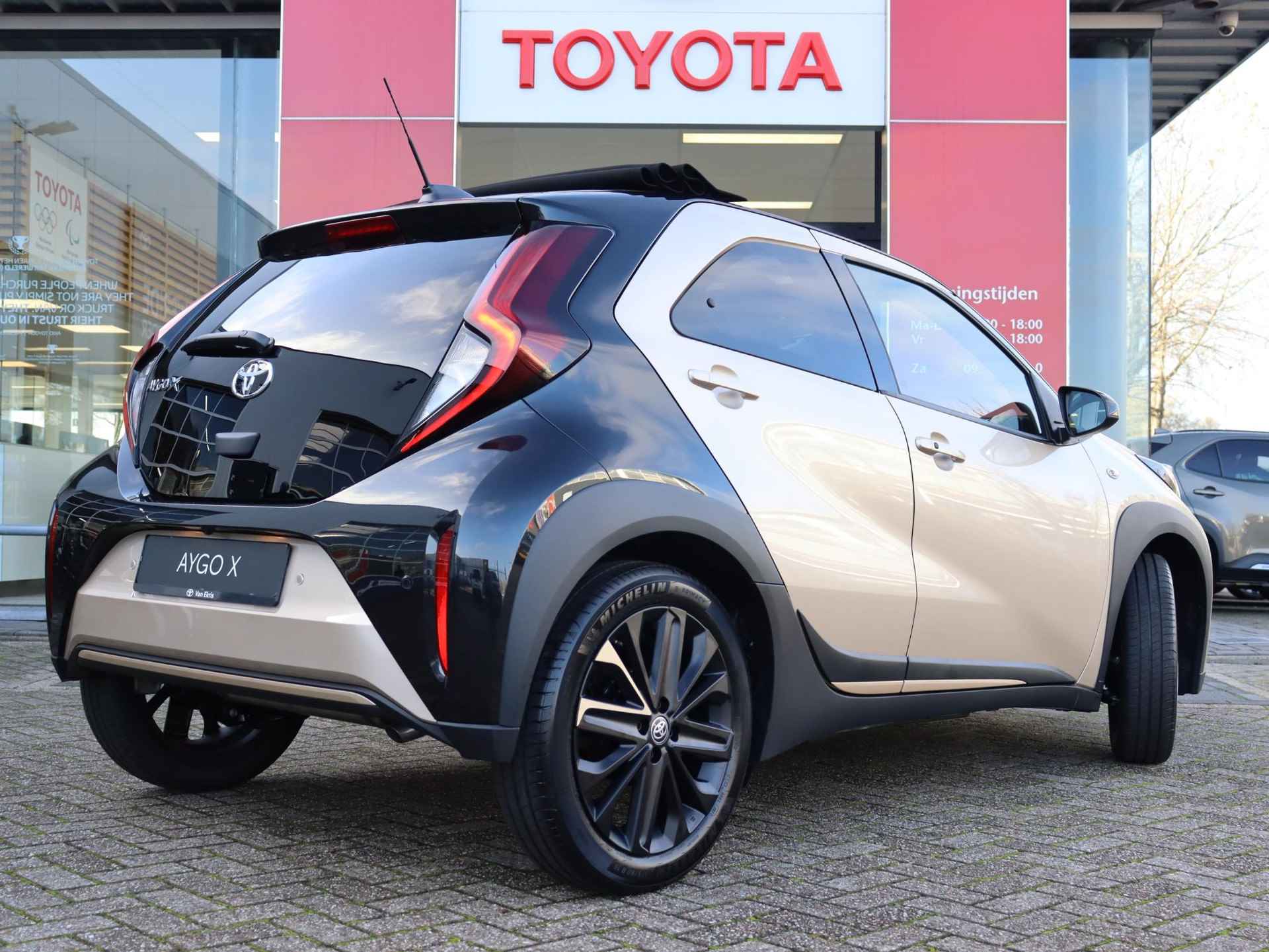 Toyota Aygo X 1.0 VVT-i MT Premium, Cabrio , Nieuw en uit voorraad leverbaar! - 8/40