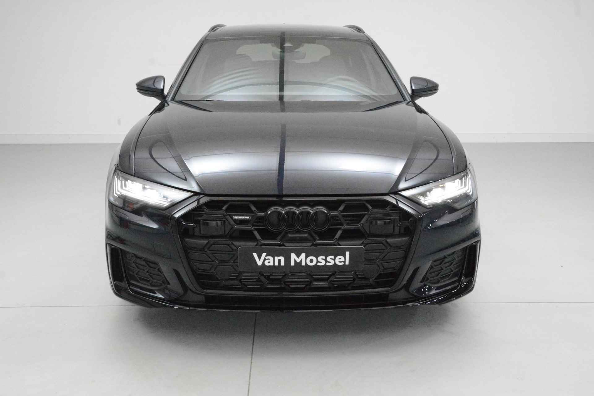 Audi A6 Avant 50 TFSI e quattro S edition 299 PK | Demo | Automaat | Navigatie | HD Matrix koplampen | Camera | Panoramadak | Bang & Olufsen | Stoelverwarming | Lichtpakket plus | Privacy glass | Optiekpakket zwart plus | - 2/28