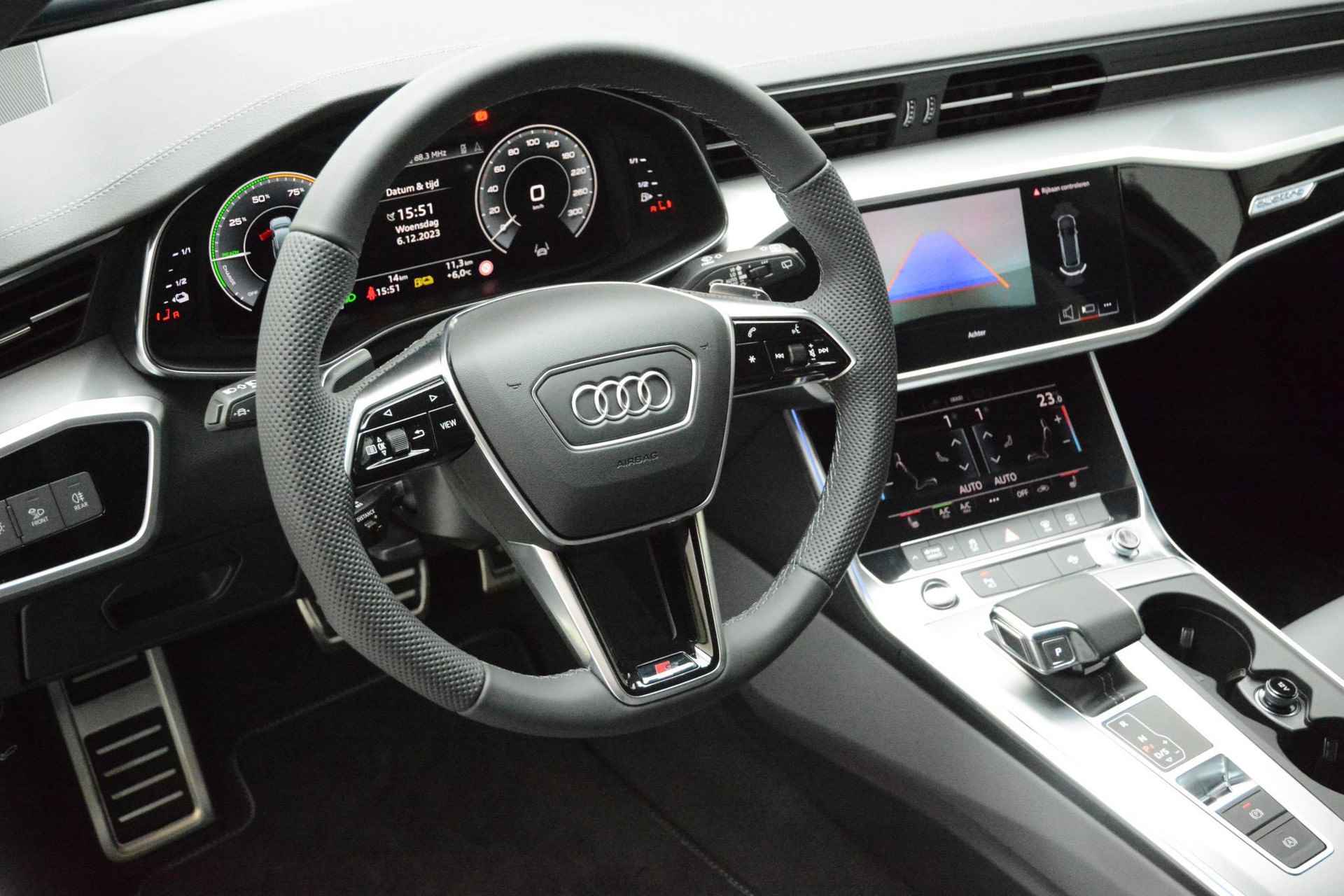 Audi A6 Avant 50 TFSI e quattro S edition 299 PK | Demo | Automaat | Navigatie | HD Matrix koplampen | Camera | Panoramadak | Bang & Olufsen | Stoelverwarming | Lichtpakket plus | Privacy glass | Optiekpakket zwart plus | - 9/28