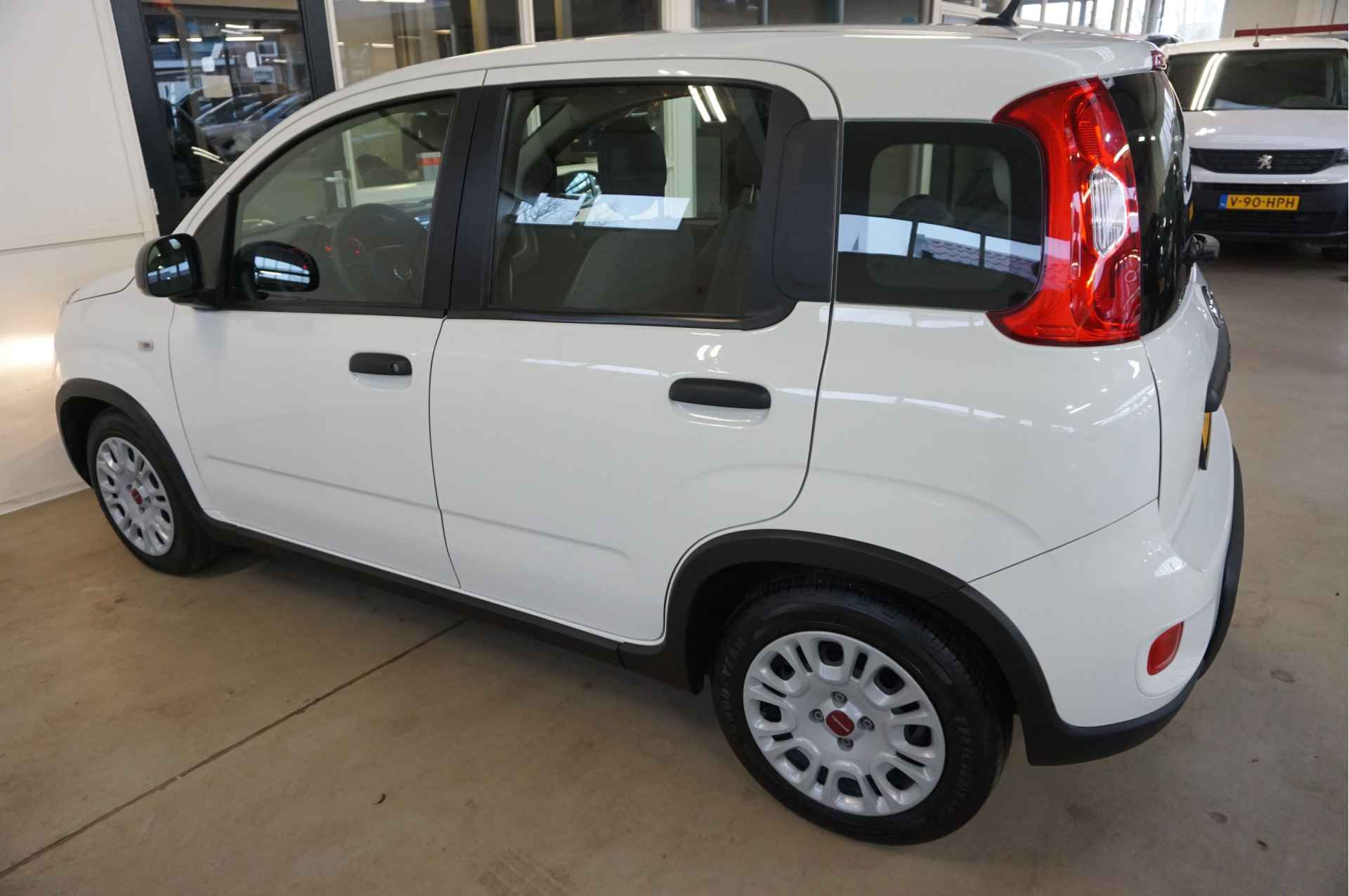 Fiat Panda 1.0 Hybrid City Life Airco - DAB - 13/41