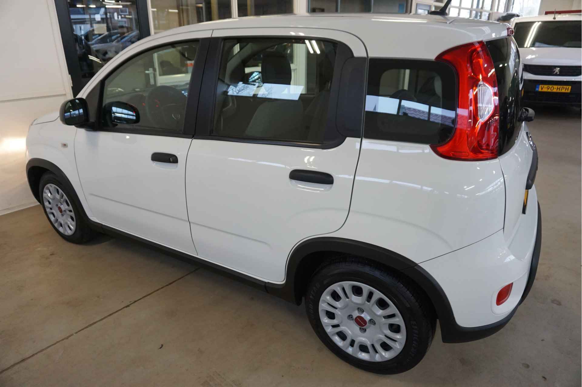 Fiat Panda 1.0 Hybrid City Life Airco - DAB - 27/41