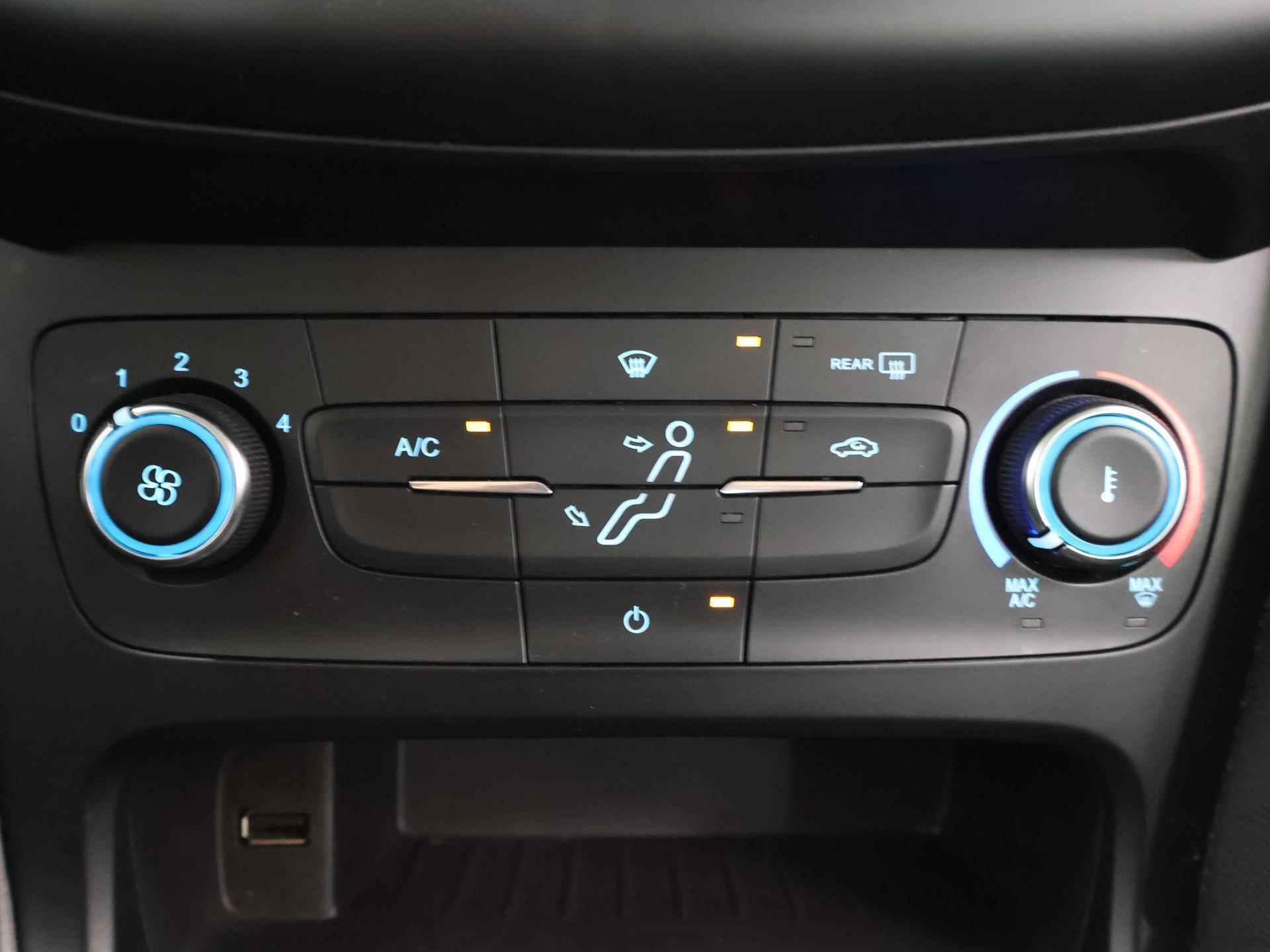 Ford Focus Wagon 1.0 Ecoboost Trend | Navigatie | Parkeersensoren | Cruise Control | Airco | - 25/40