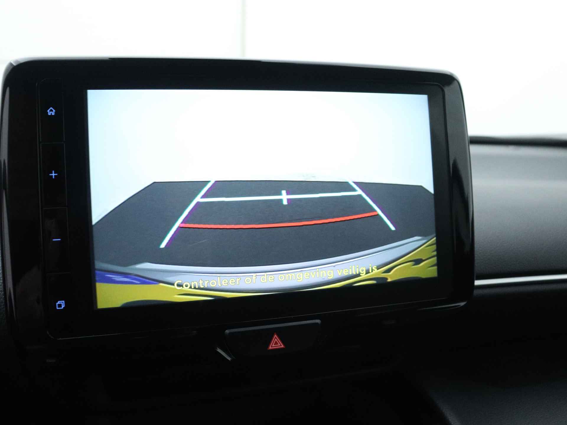 Toyota Yaris Cross 1.5 Hybrid Dynamic | Navigatie | Camera | LED | - 11/43