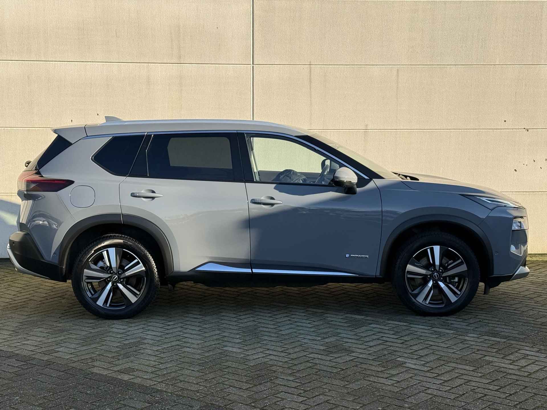 Nissan X-Trail 1.5 e-4orce Tekna 4WD 7p. / Trekhaak / 1650 trekgewicht / Lederen bekleding / 3-Zone Climate Control / - 35/37