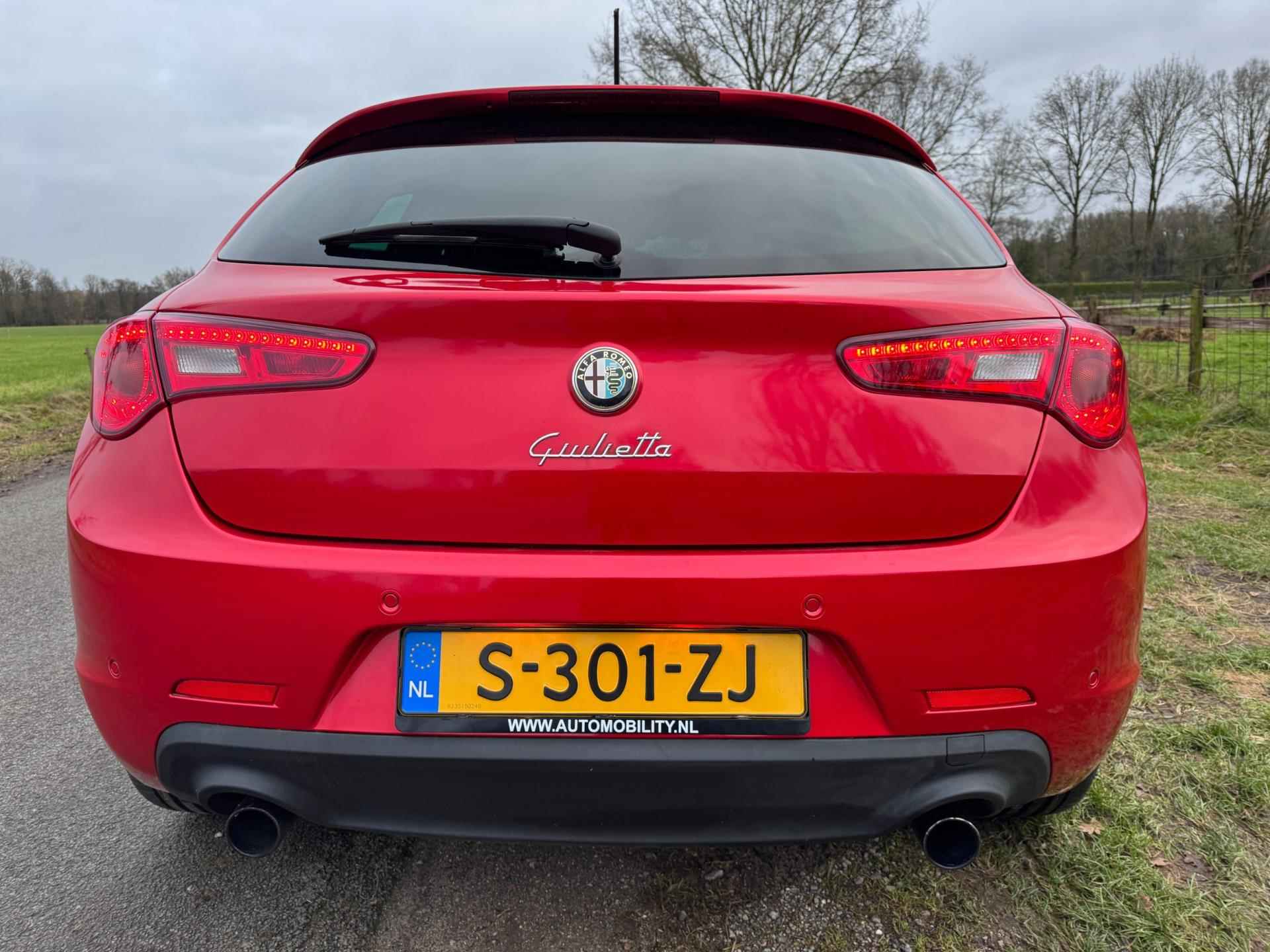 Alfa Romeo Giulietta 1.7 TBi Quadrifoglio Verde 235PK keurig onderhouden - 6/29