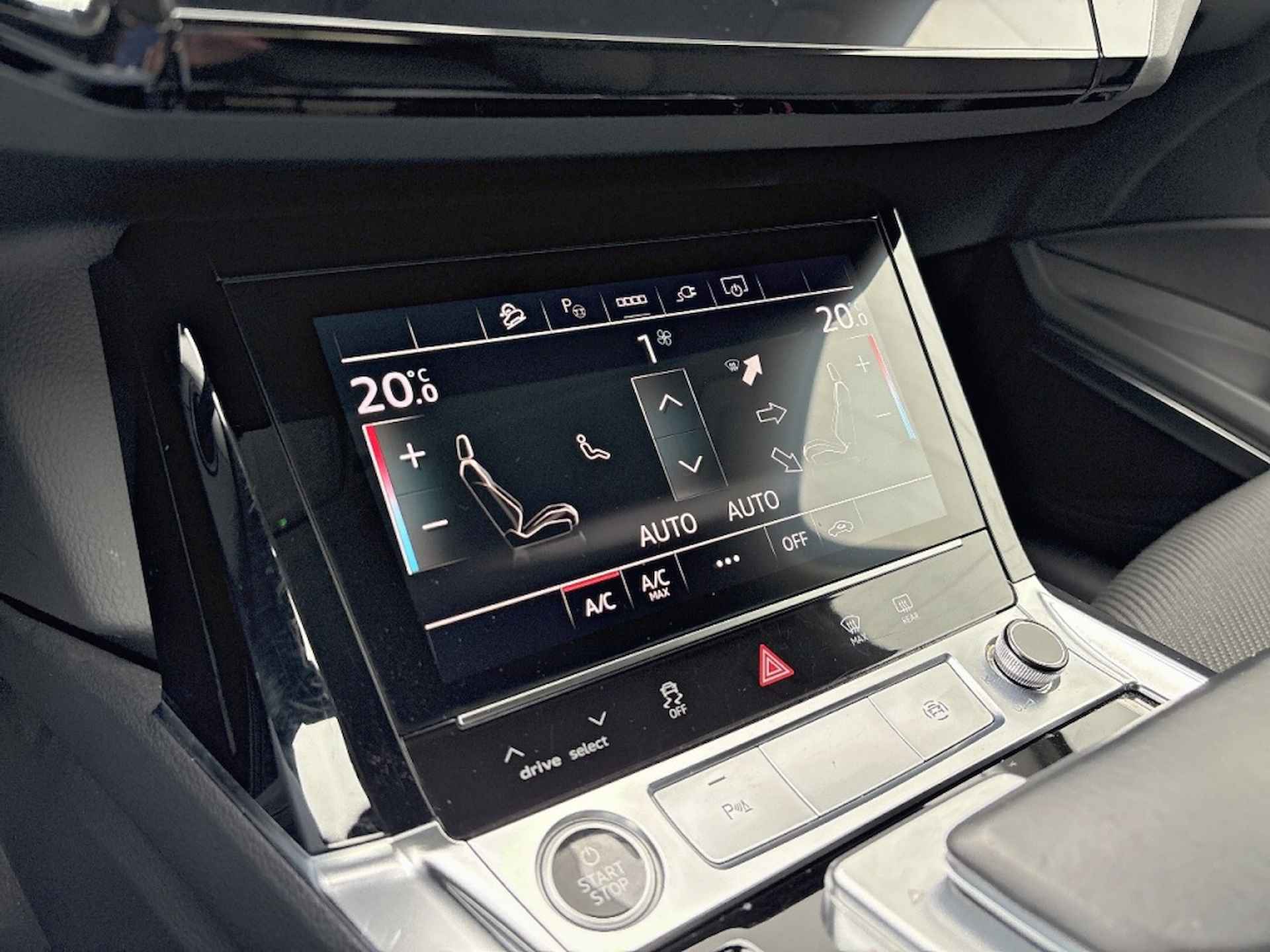 Audi e-tron Sportback 50 quattro ECC LMV NAVIGATIE - 40/43