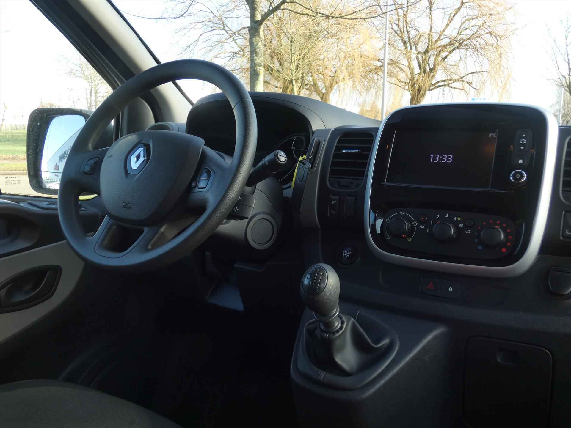 RENAULT Trafic 1.6 dCi 120pk L2H1 T29 Comfort | Dubbele Cabine | Climate & Cruise | Navigatie | PDC | - 3/39