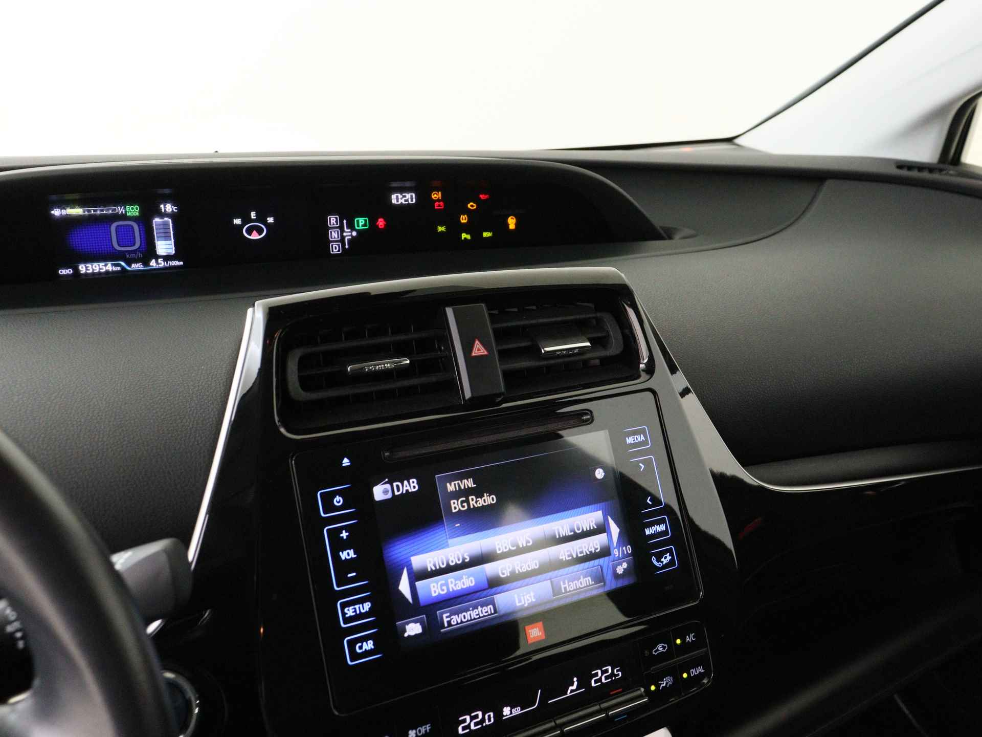 Toyota Prius 1.8 Executive Limited | JBL | Navigatie I Climate Control | Cruise Control | Camera | Lederen bekleding | Dealer onderhouden | Keyless Entry/Start | Stoelverwarming voor | - 7/43