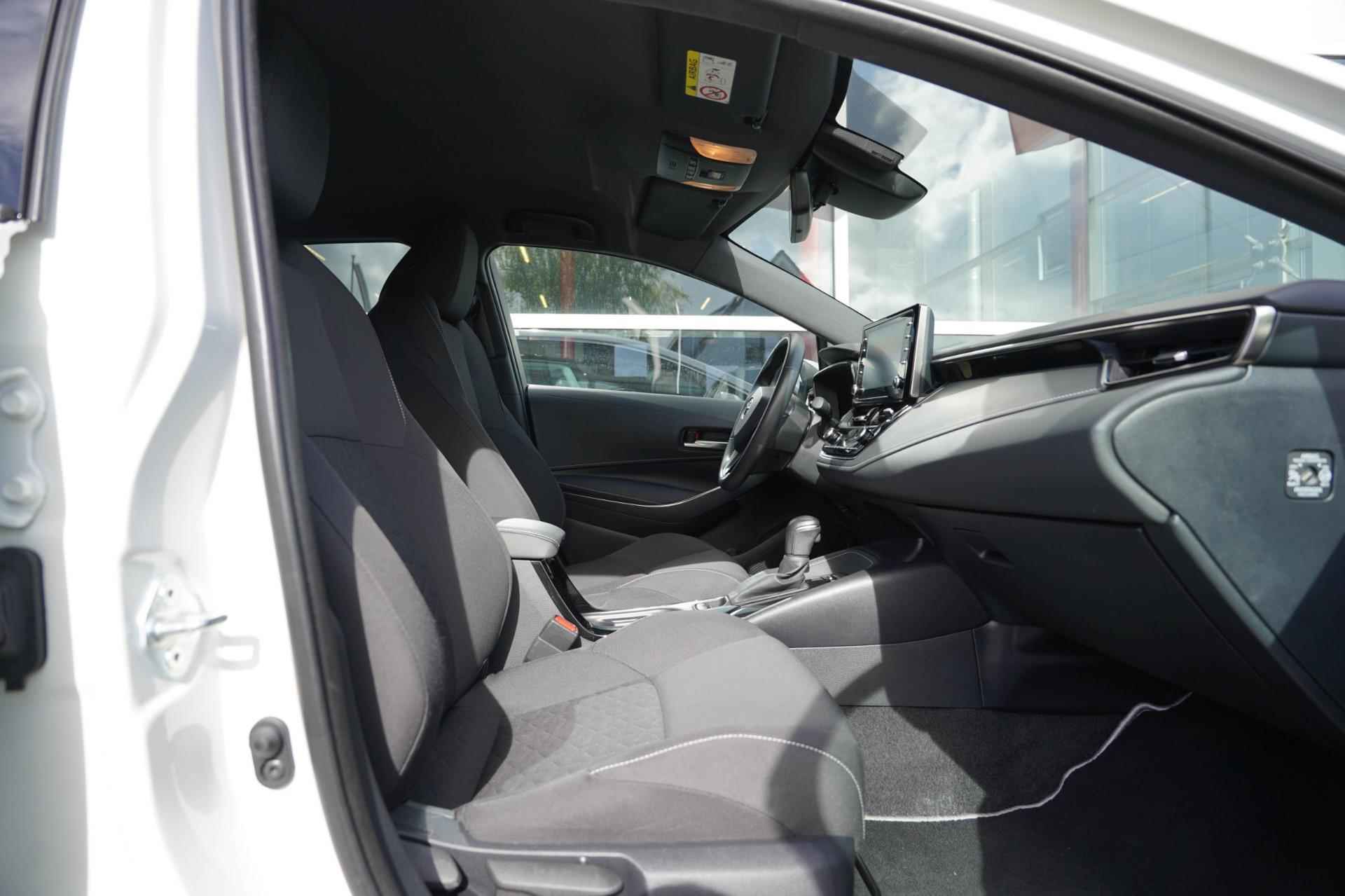 Toyota Corolla 1.8 Hybrid Design MY21 Parelmoer|Apple Carplay| Camera - 5/40