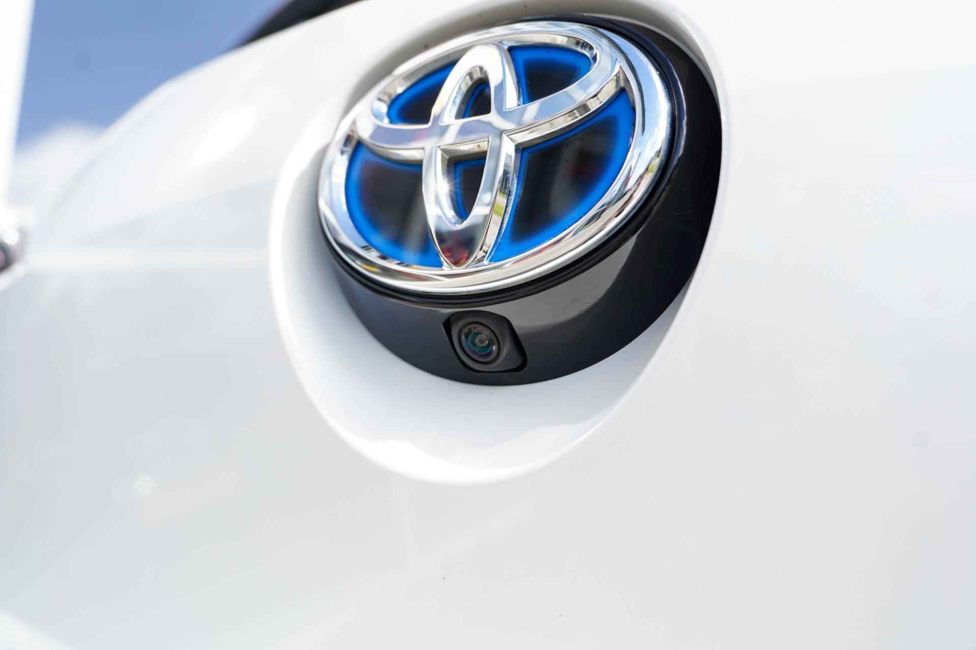 Toyota Corolla 1.8 Hybrid Design MY21 Parelmoer|Apple Carplay| Camera - 34/40
