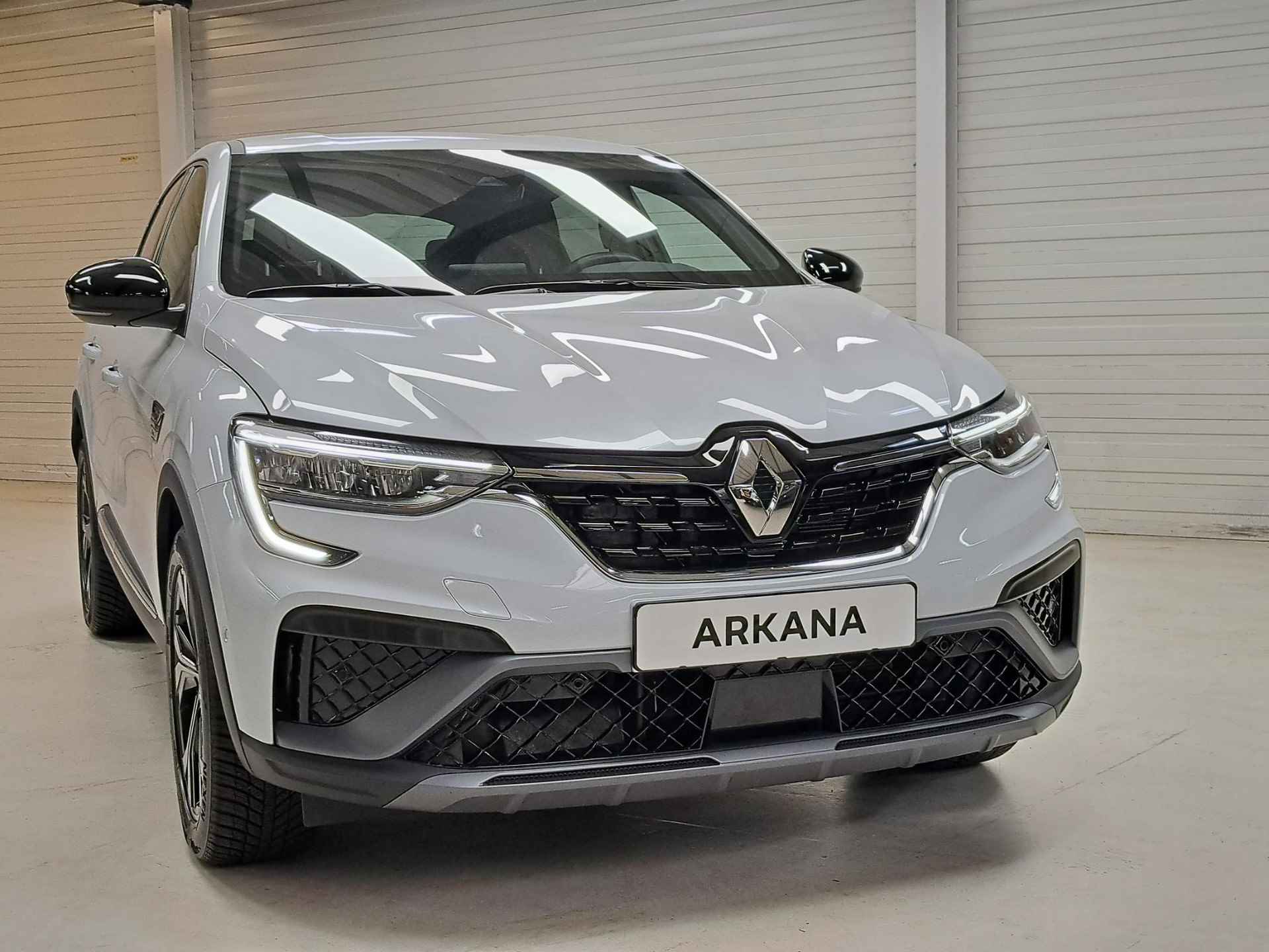 Renault Arkana 1.3 mild hybrid 160 R.S. line Automaat / Navigatie / Apple Carplay Android / Lichtmetalen velgen 18 inch / Achteruitrijcamera / Parkeersensoren voor en achter / - 45/48