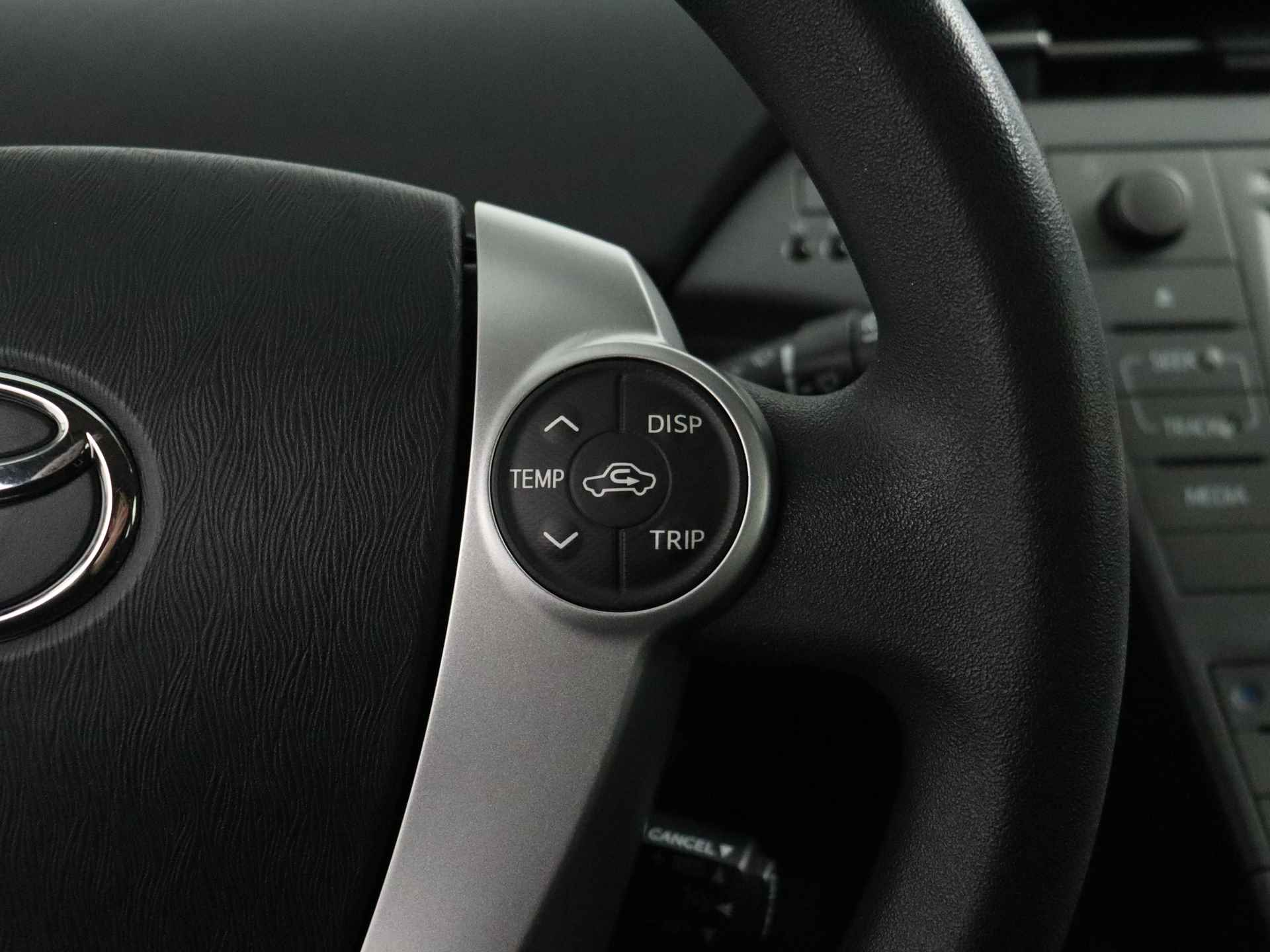Toyota Prius 1.8 Comfort Edition | Dealeronderhouden | Navigatie | Achteruitrijcamera | - 22/40