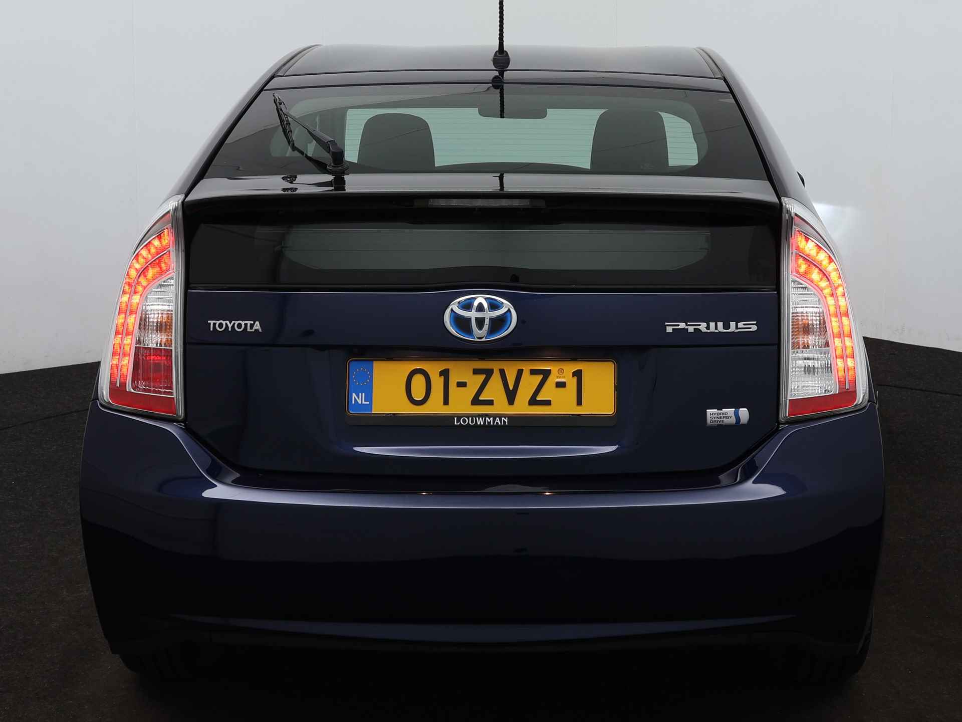 Toyota Prius 1.8 Comfort Edition | Dealeronderhouden | Navigatie | Achteruitrijcamera | - 29/40