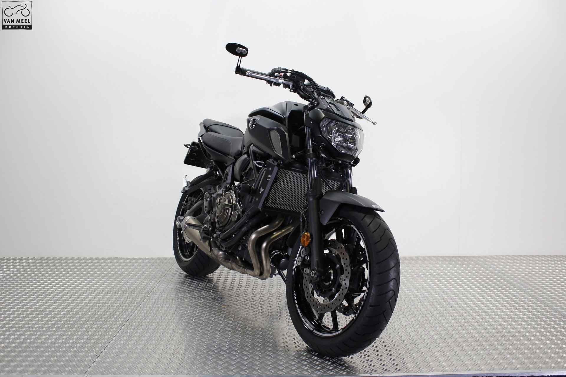 Yamaha MT 07 ABS - 2/14