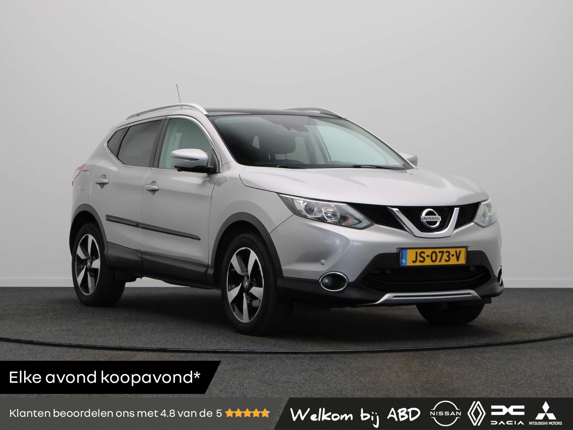 Nissan Qashqai 1.2 N-Connecta | Trekhaak | Panoramadak | 360 graden Camera's | Climate Control |