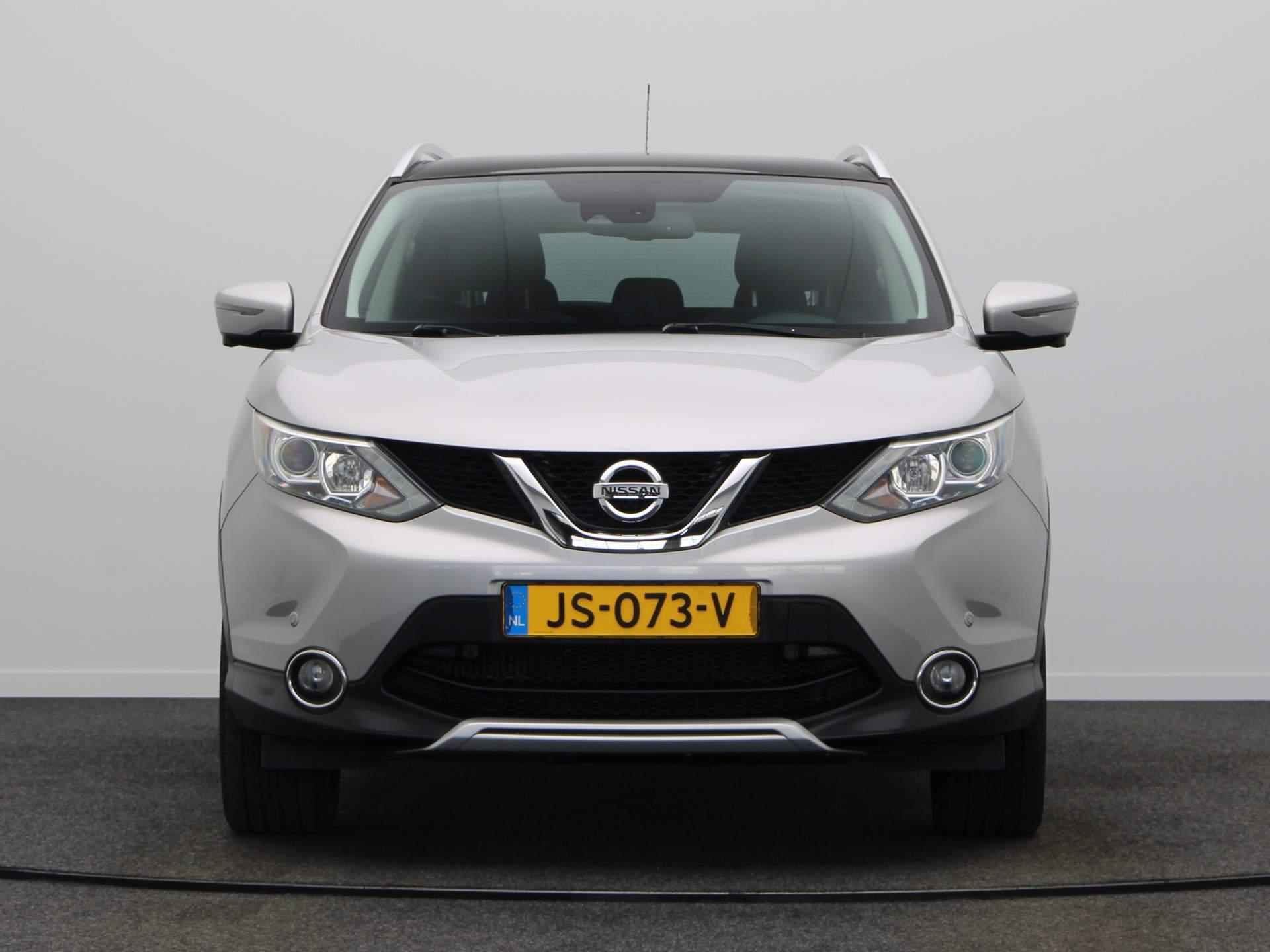 Nissan Qashqai 1.2 N-Connecta | Trekhaak | Panoramadak | 360 graden Camera's | Climate Control | - 6/51