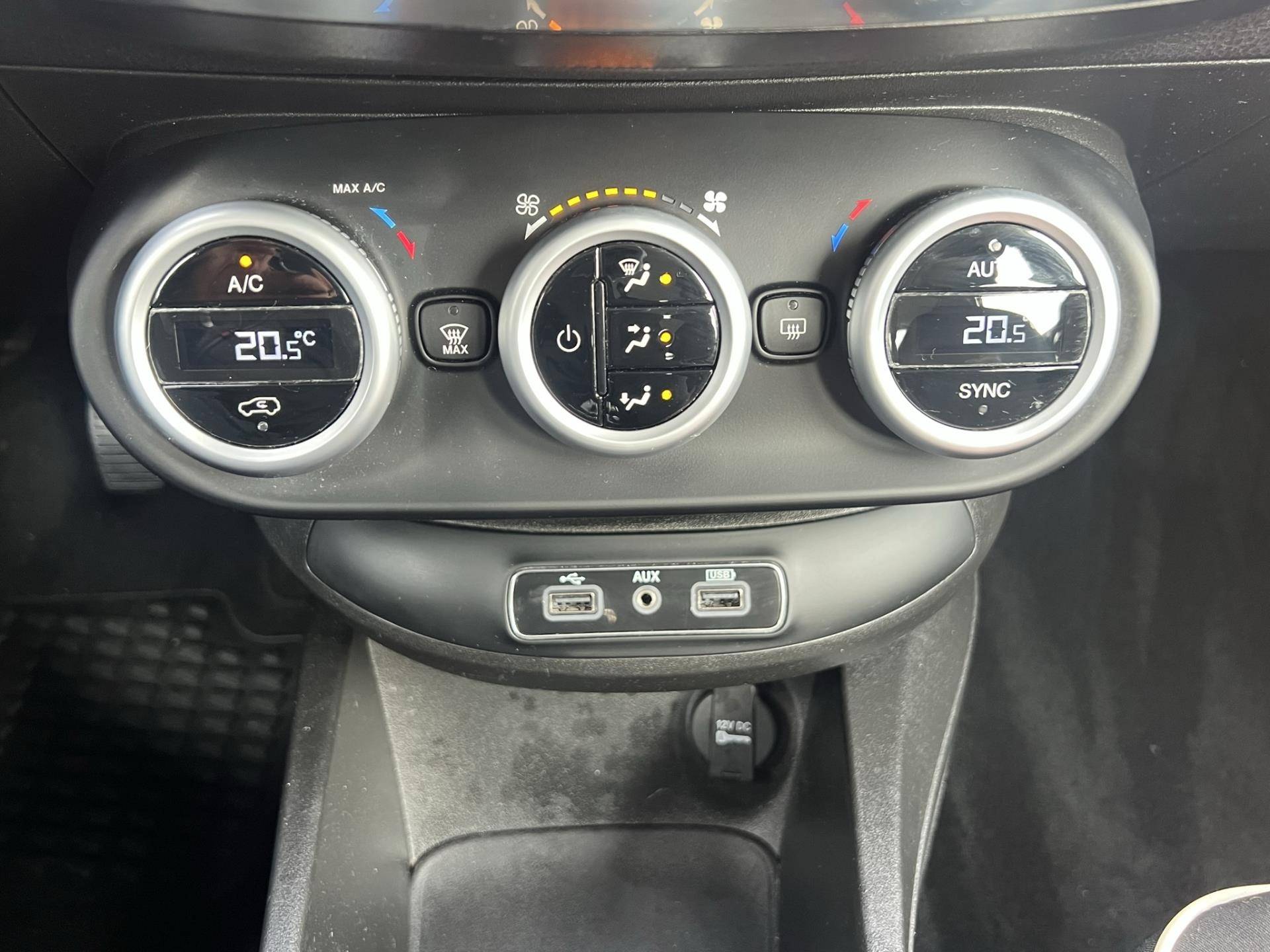 Fiat 500 X 1.6 PopStar Apple Carplay Navigatie Isofix Keyless Entry Cruise control - 27/38