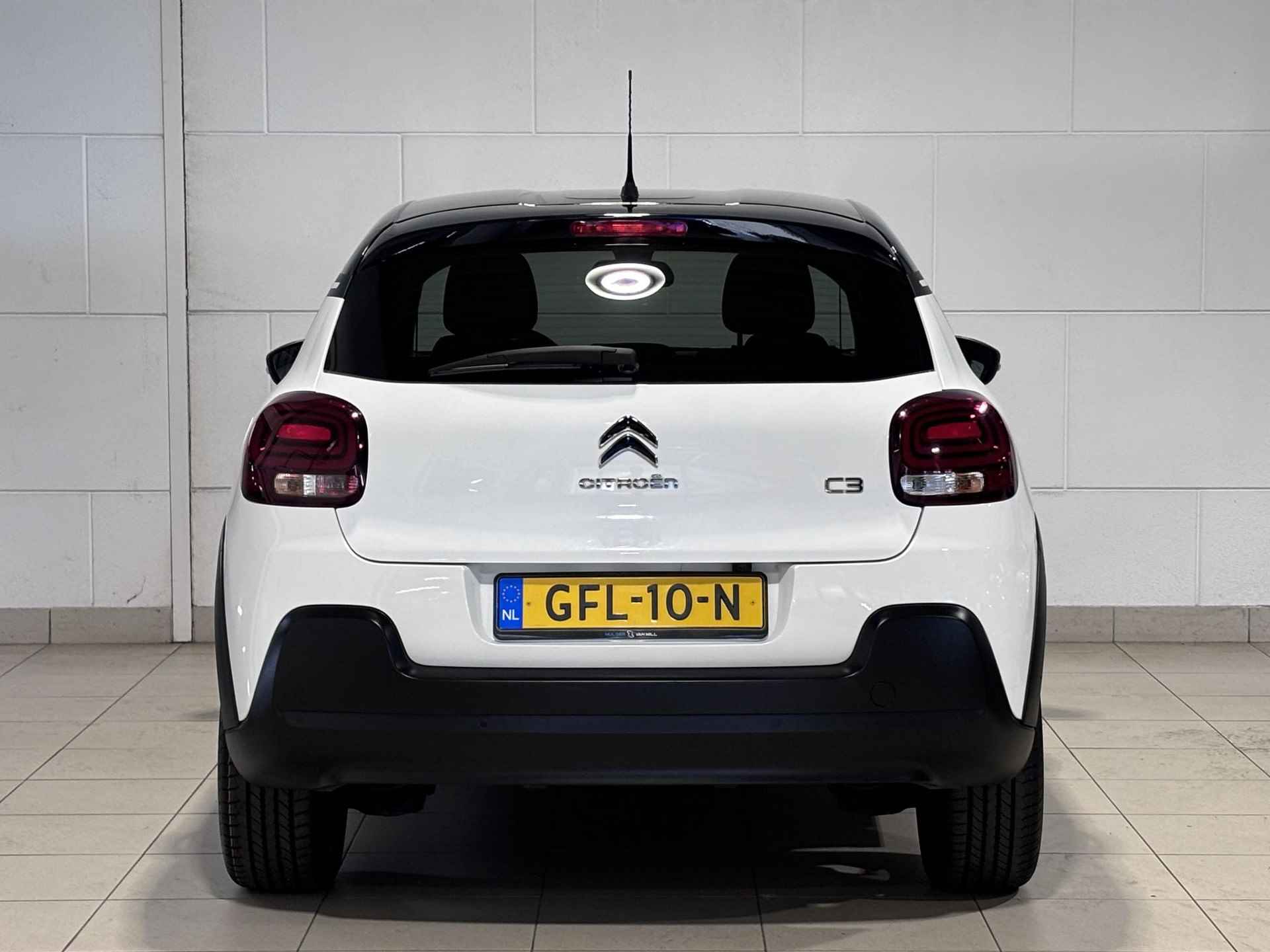 Citroën C3 5-deurs Shine Pack 1.2 PureTech 110pk EAT6 AUTOMAAT | NAVI | CAMERA | STOELVERW. | DAB+ | CLIMA | CRUISE CONTROL | 17" LM-VELGEN - 7/56