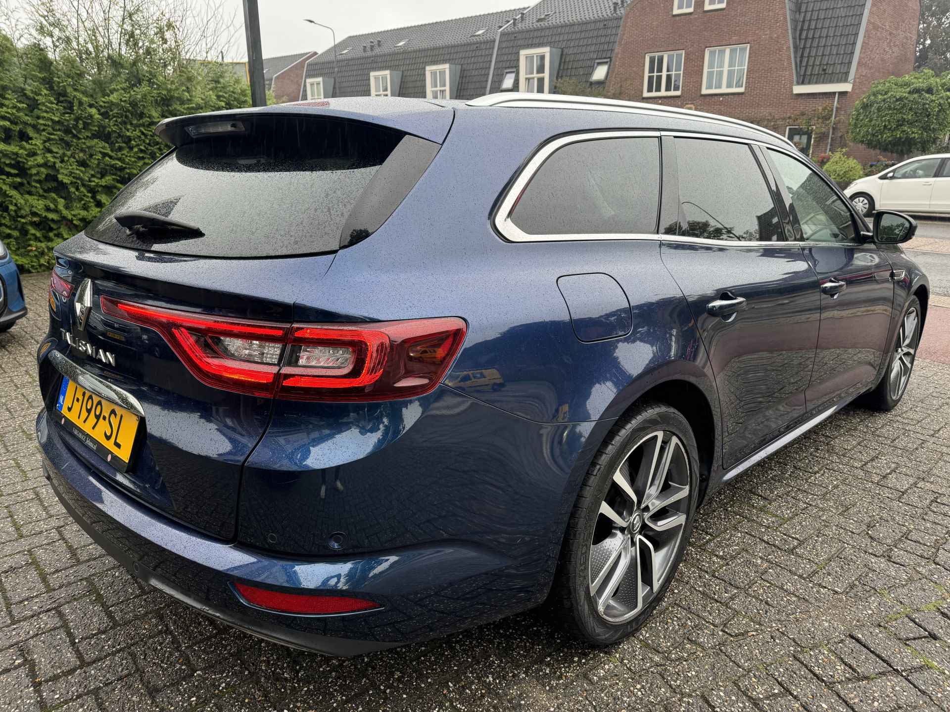 Renault Talisman Estate 1.6 TCe 150pk Limited Aut. Bose | Camera | 19inch - 7/36