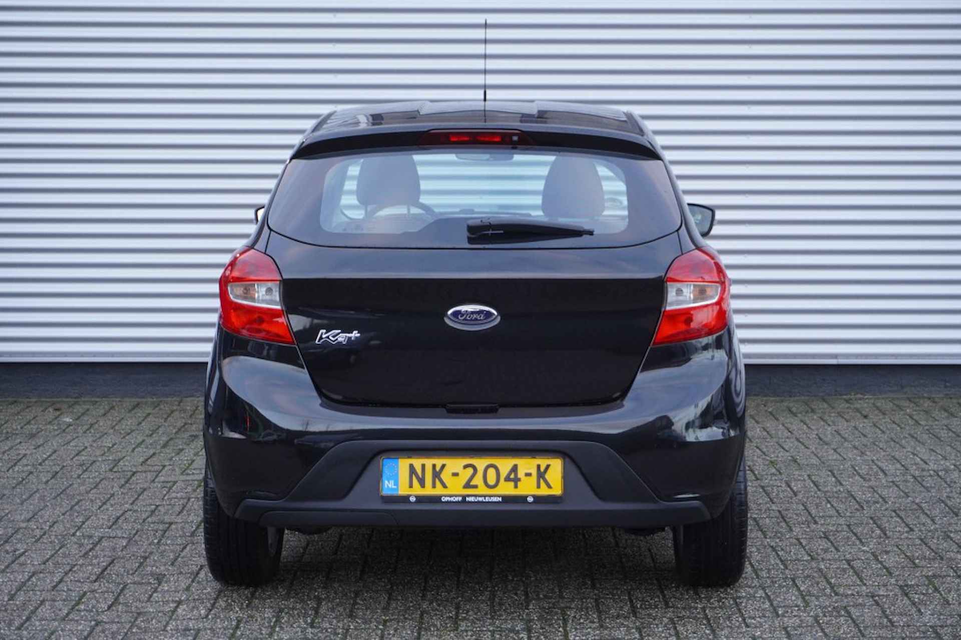 FORD Ka + 1.2 Trend Ultimate / Airco / Cruise Control / Bluetooth - 7/27