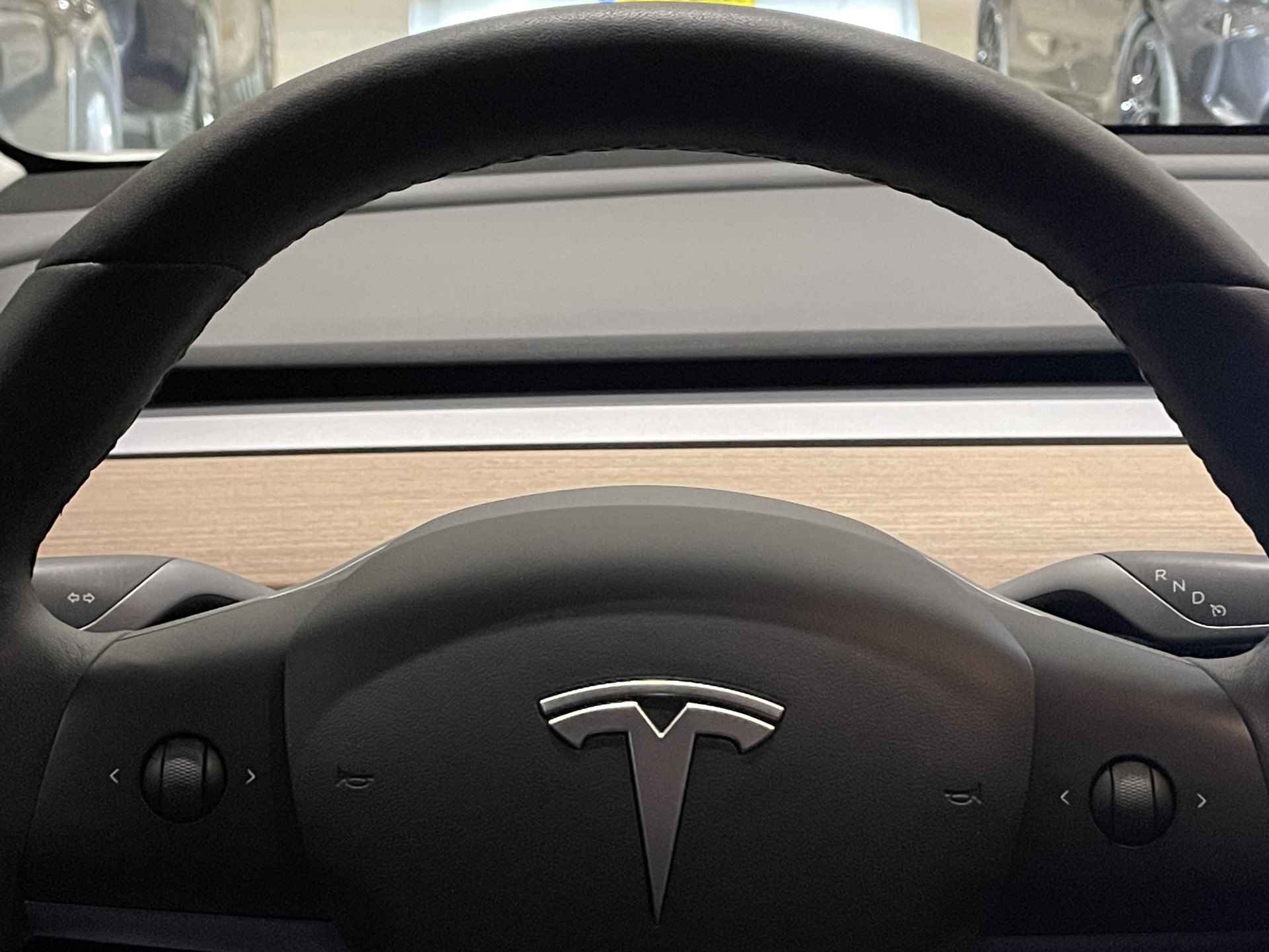 Tesla Model 3 Standard RWD Plus 60 kWh | Autopilot | Panoramadak | Lederen bekleding | Camera | 18"LM Velgen | - 6/43