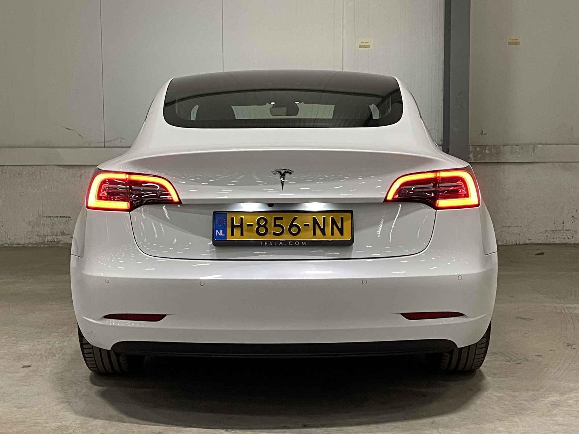 Tesla Model 3 Standard RWD Plus 60 kWh | Autopilot | Panoramadak | Lederen bekleding | Camera | 18"LM Velgen | - 20/43