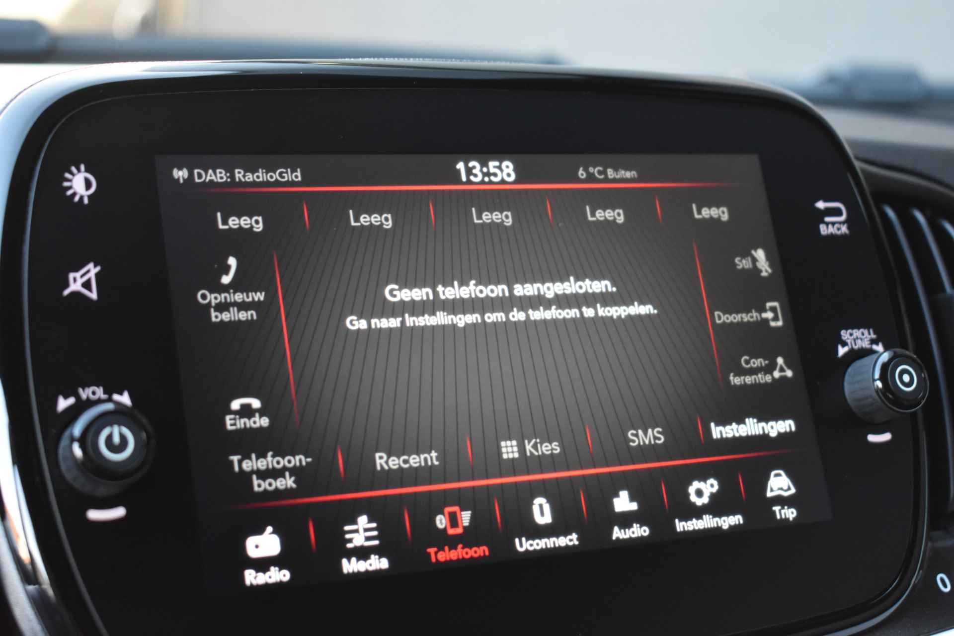 Fiat 500 1.0 Hybrid | Navigatie by App | Nieuwstaat! | Cruise Control | Airco | Apple Carplay | Android Auto | Bluetooth-Telefoonverbindi - 20/38