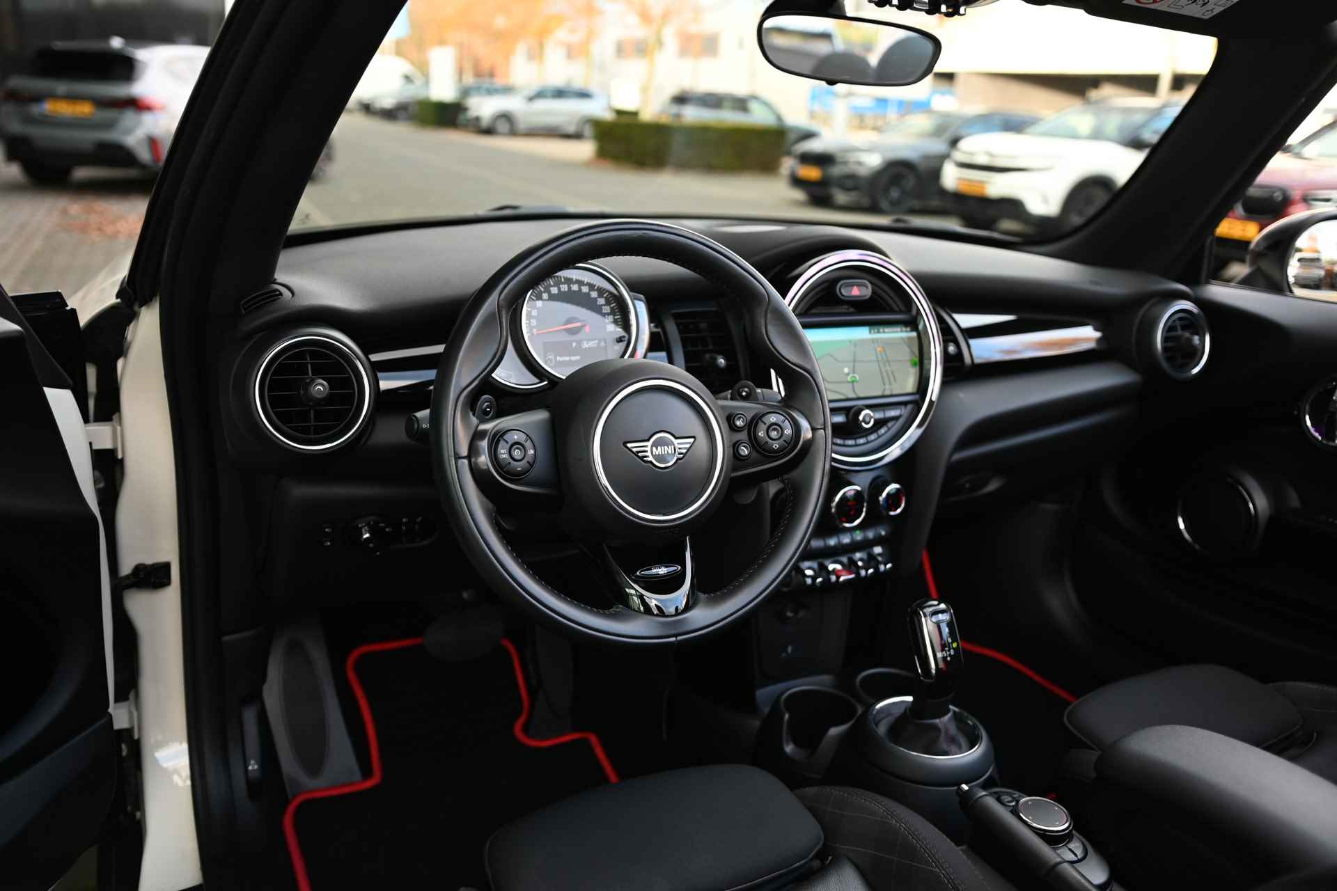 MINI Cabrio Cooper S Chili Automaat / Sportstoelen / LED / Apple CarPlay / Stoelverwarming / Cruise Control / Navigatie - 7/26