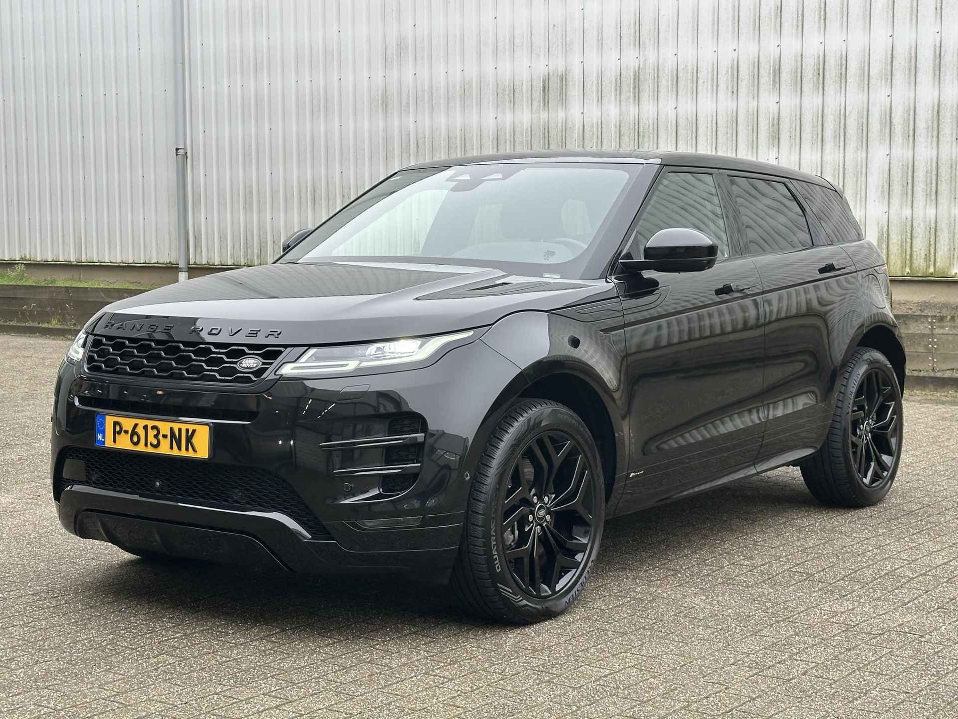 Land Rover Range Rover Evoque 1.5 P300e SE AWD R-Dynamic | Pano-schuifdak/3D camera/Leder/Meridian/20-inch - 55/80