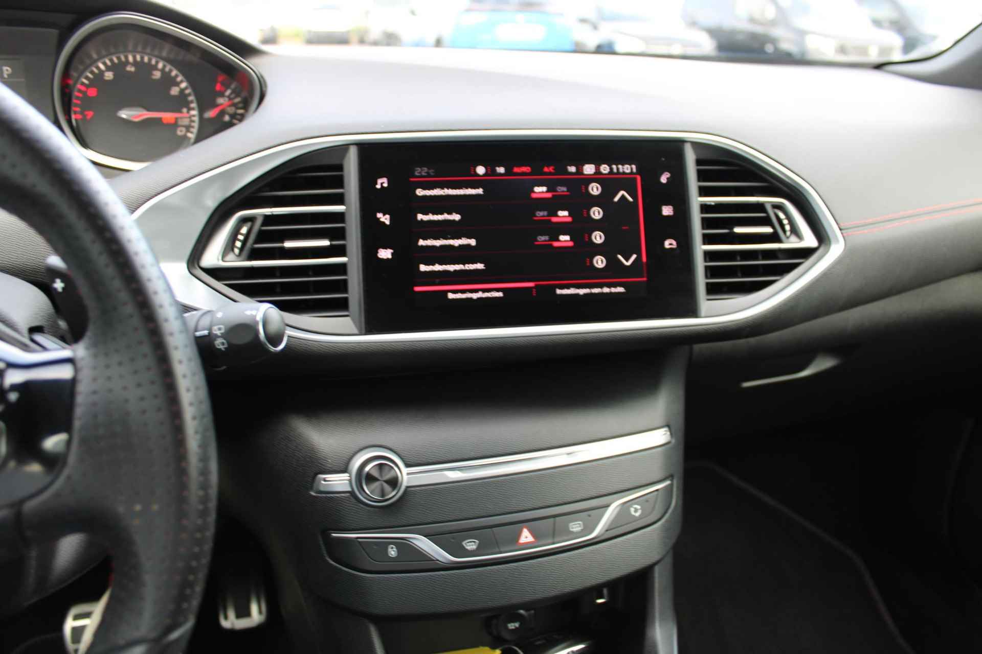 Peugeot 308 1.2PT 130 AUTOMAAT GT-Line Navigatie - 21/32