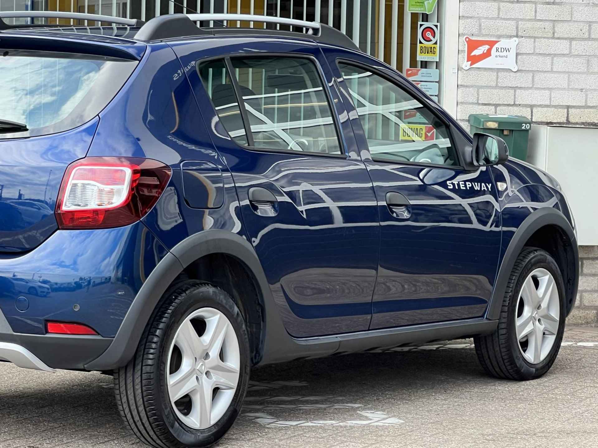 Dacia Sandero Stepway 0.9 TCe 90 Bi-Fuel Lauréate | LPG | Trekhaak | Navigatie - 31/33