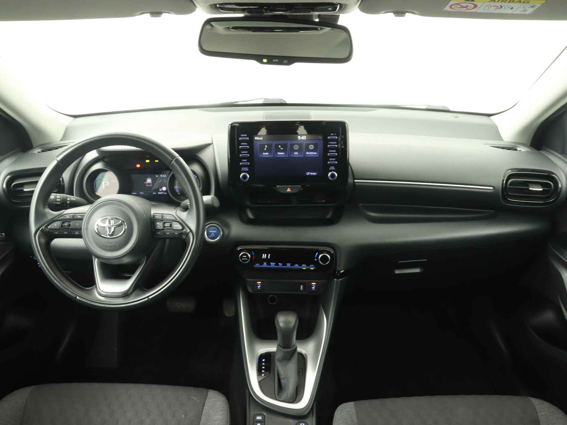 Toyota Yaris 1.5 Hybrid Dynamic Limited | Parkeercamera | Stoelverwarming | Climate Control | LM velgen | Cruise Control | - 6/43