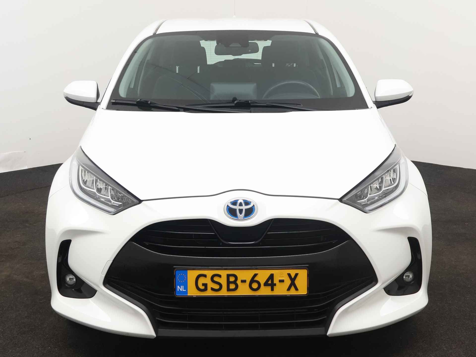 Toyota Yaris 1.5 Hybrid Dynamic Limited | Parkeercamera | Stoelverwarming | Climate Control | LM velgen | Cruise Control | - 27/43