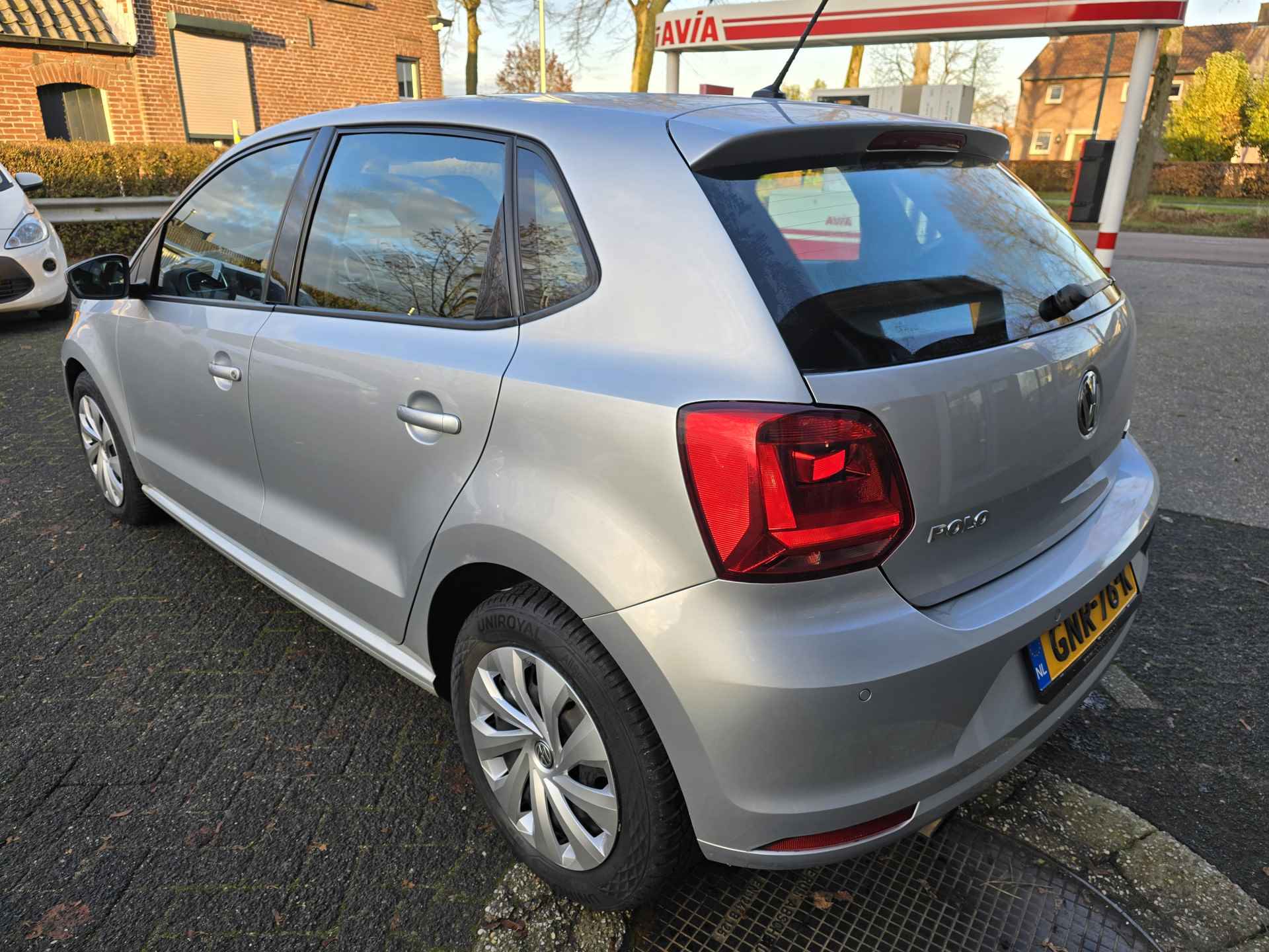 Volkswagen Polo 1.0 TSI Highline,pdc v+a,1 jaar garantie - 13/24