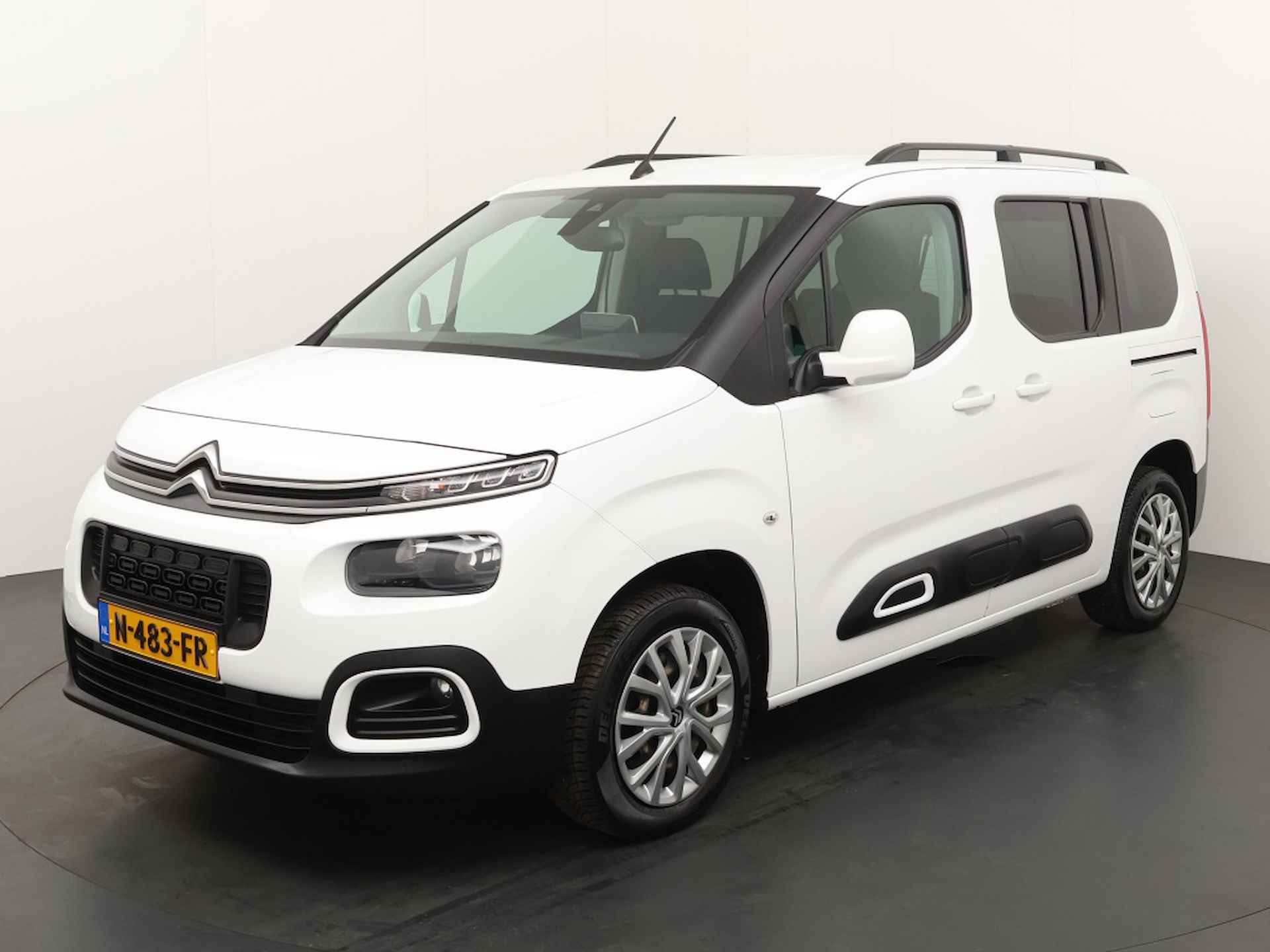 Citroen Berlingo 1.2 PureTech Shine - 3/34