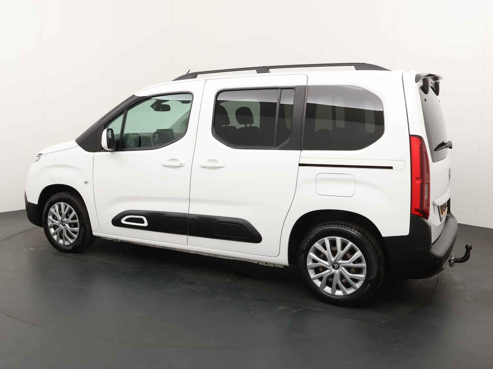 Citroen Berlingo 1.2 PureTech Shine - 5/34