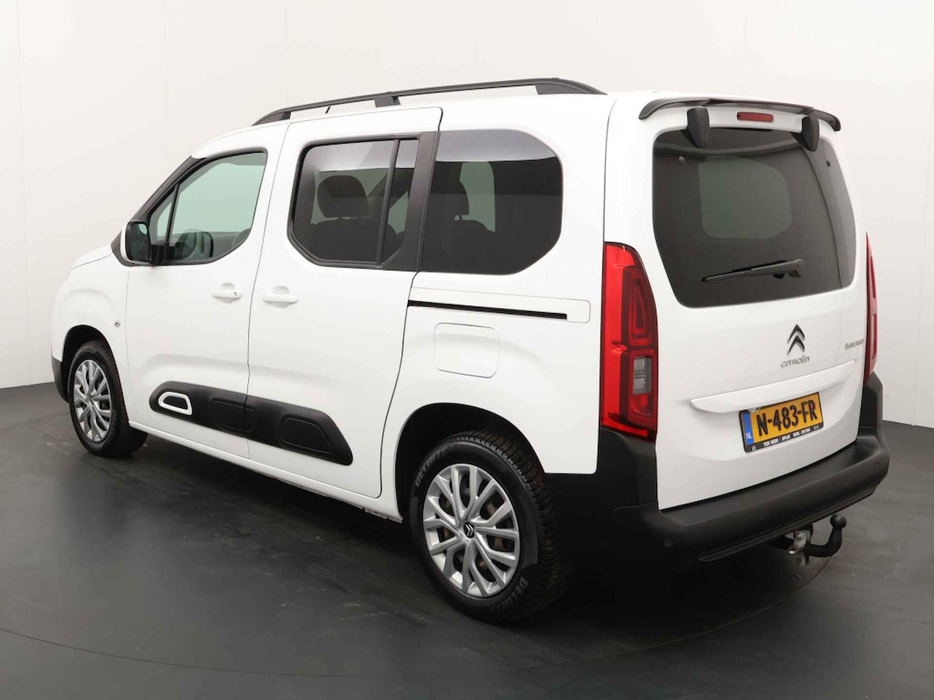 Citroen Berlingo 1.2 PureTech Shine - 6/34