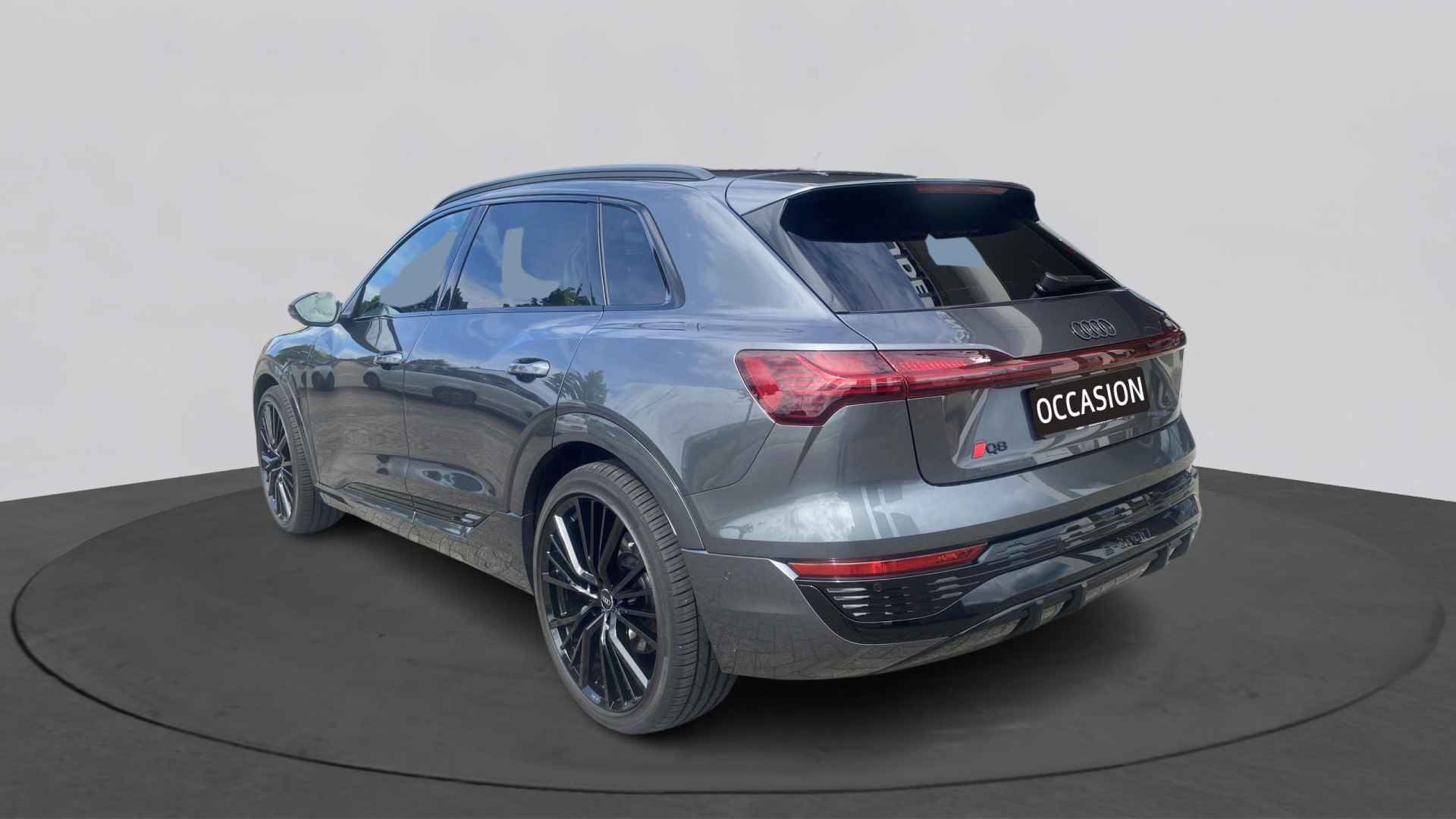 Audi Q8 e-tron 55 quattro 408pk S Edition Competition Panoramadak / Pack City & Pack Tour - 9/26