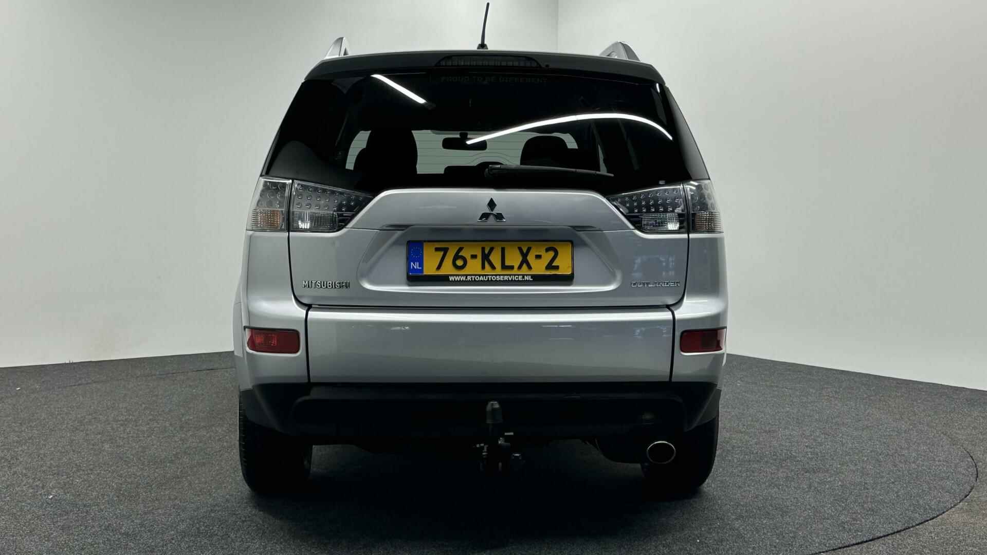 Mitsubishi Outlander 2.4 Intro Edition 2WD TREKHAAK - 8/32