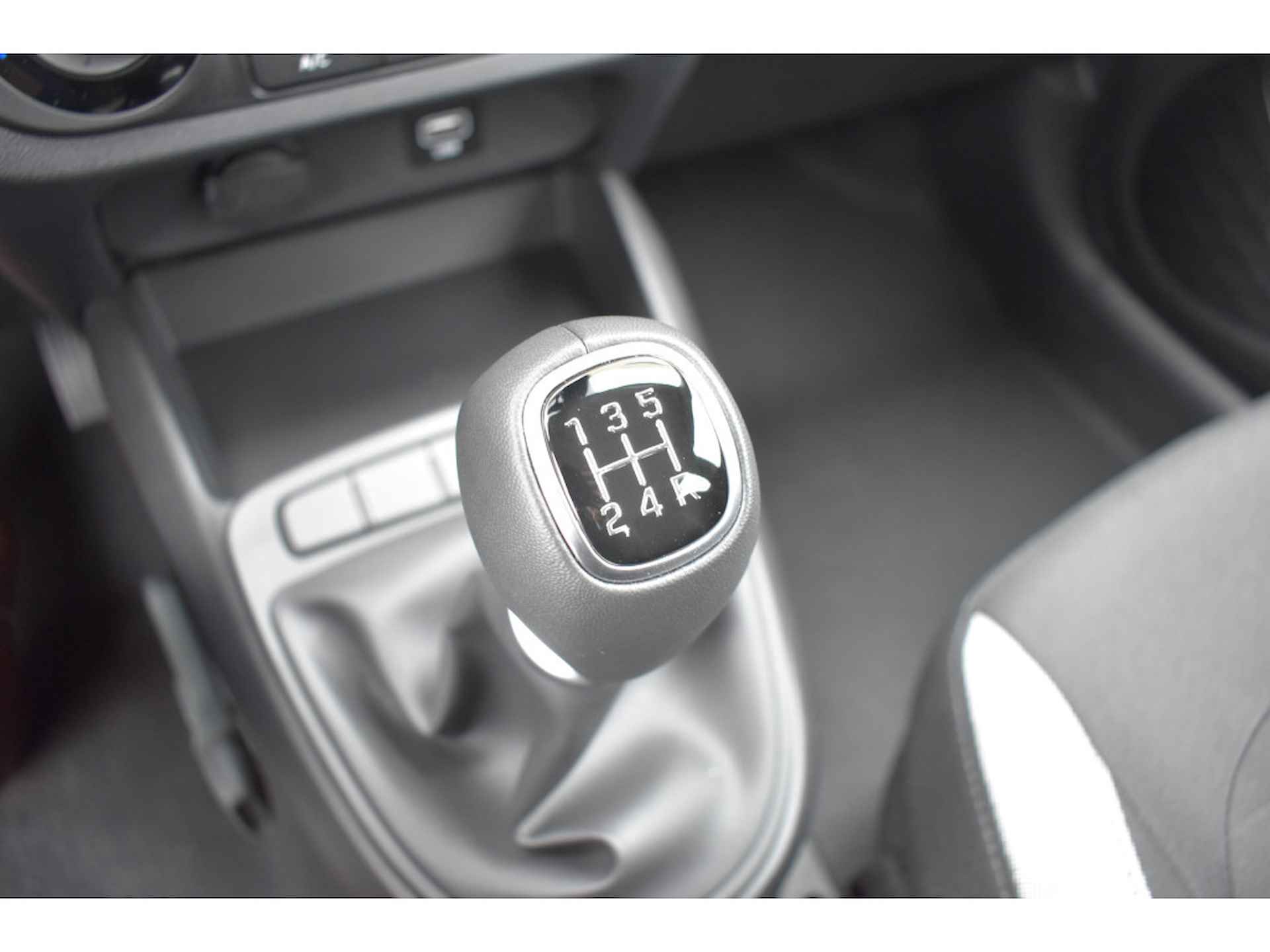Hyundai i10 1.0 Comfort Smart | Navigatie | Achteruitrijcamera | Cruise control - 10/21