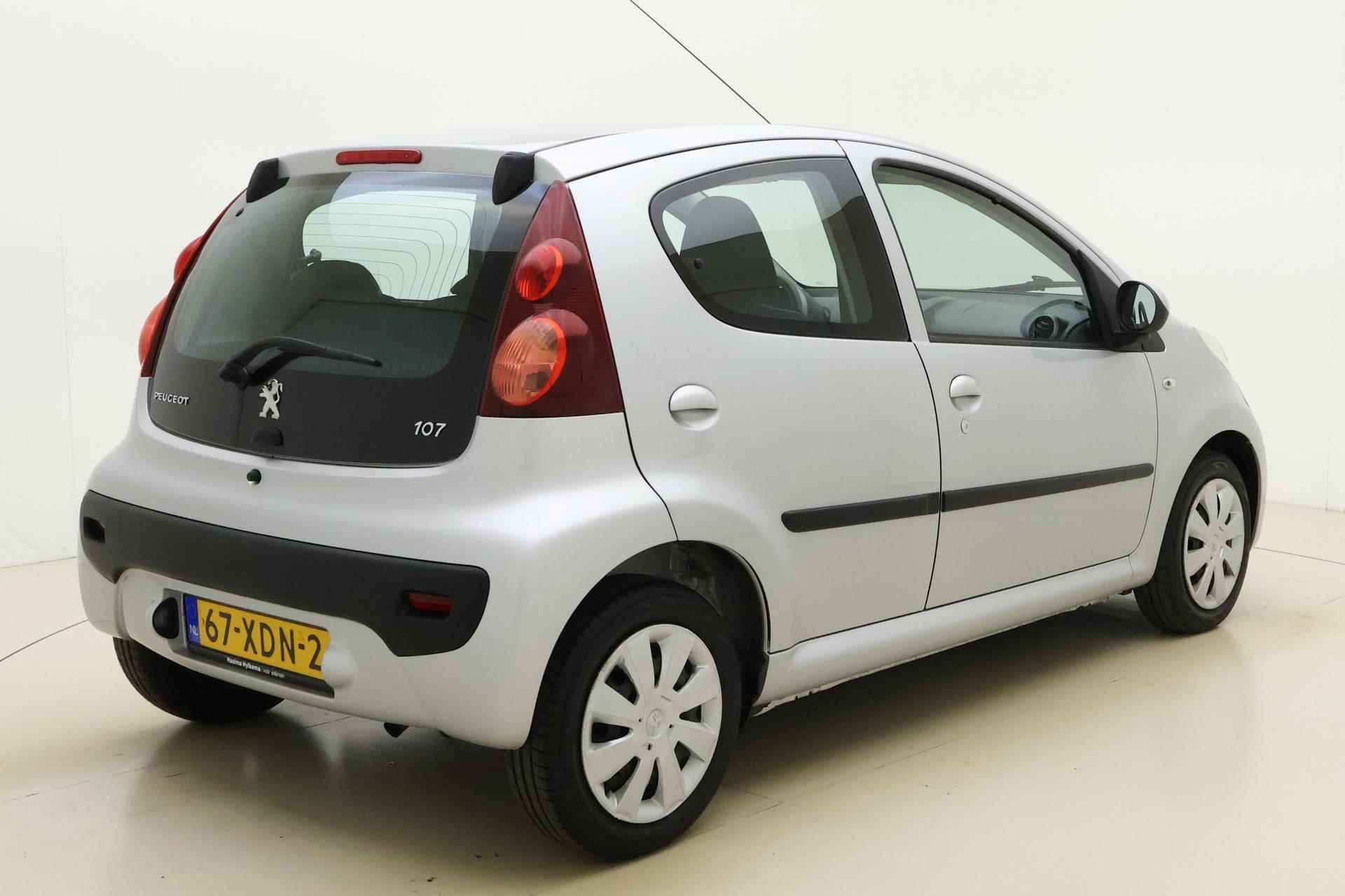 Peugeot 107 1.0 Active | Airco | 5 deurs | LED dagrijverlichting | Incl. set winterbanden | - 3/25