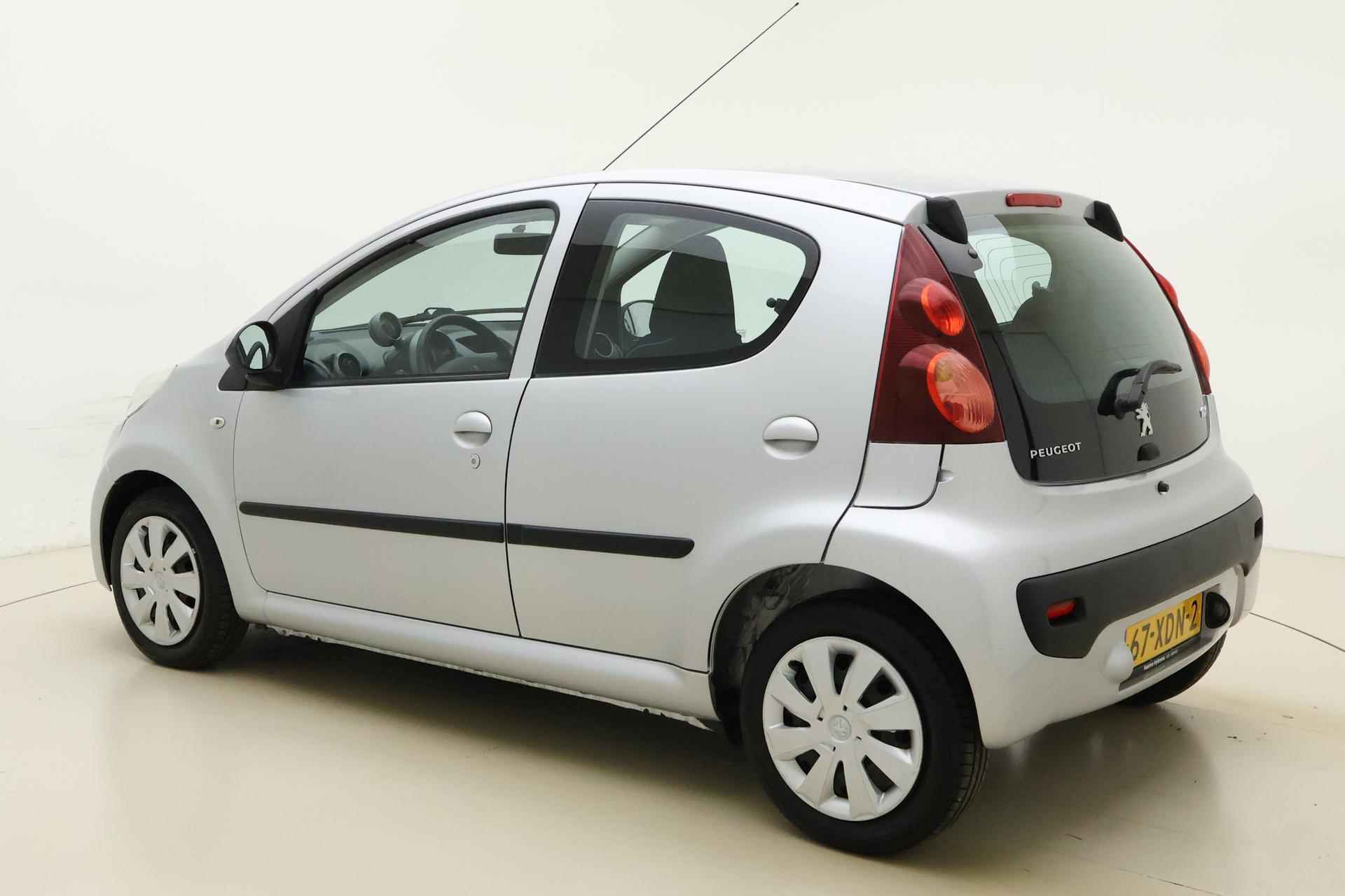 Peugeot 107 1.0 Active | Airco | 5 deurs | LED dagrijverlichting | Incl. set winterbanden | - 5/25