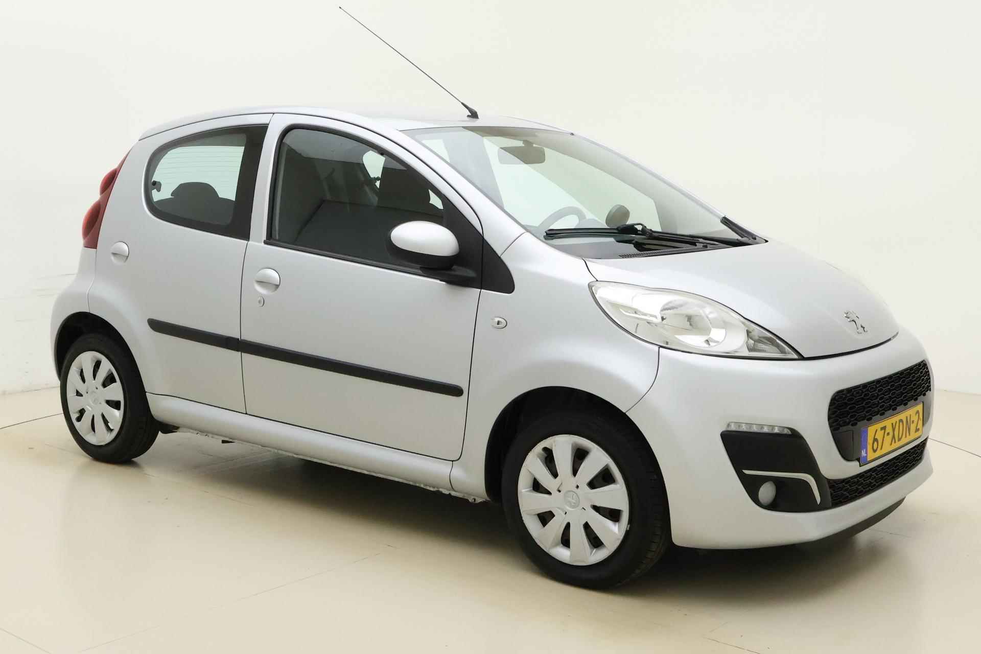 Peugeot 107 1.0 Active | Airco | 5 deurs | LED dagrijverlichting | Incl. set winterbanden | - 9/25