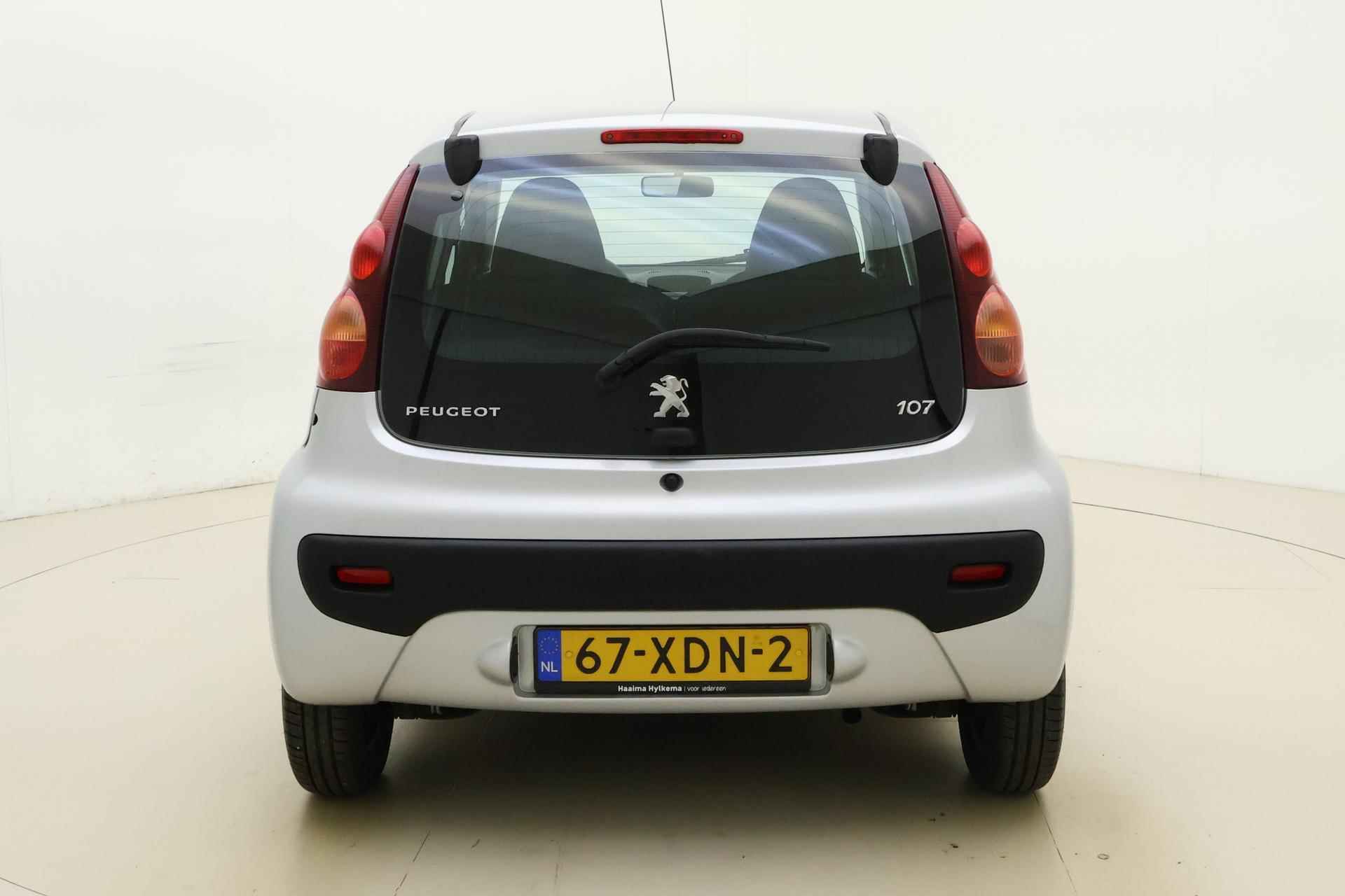 Peugeot 107 1.0 Active | Airco | 5 deurs | LED dagrijverlichting | Incl. set winterbanden | - 12/25