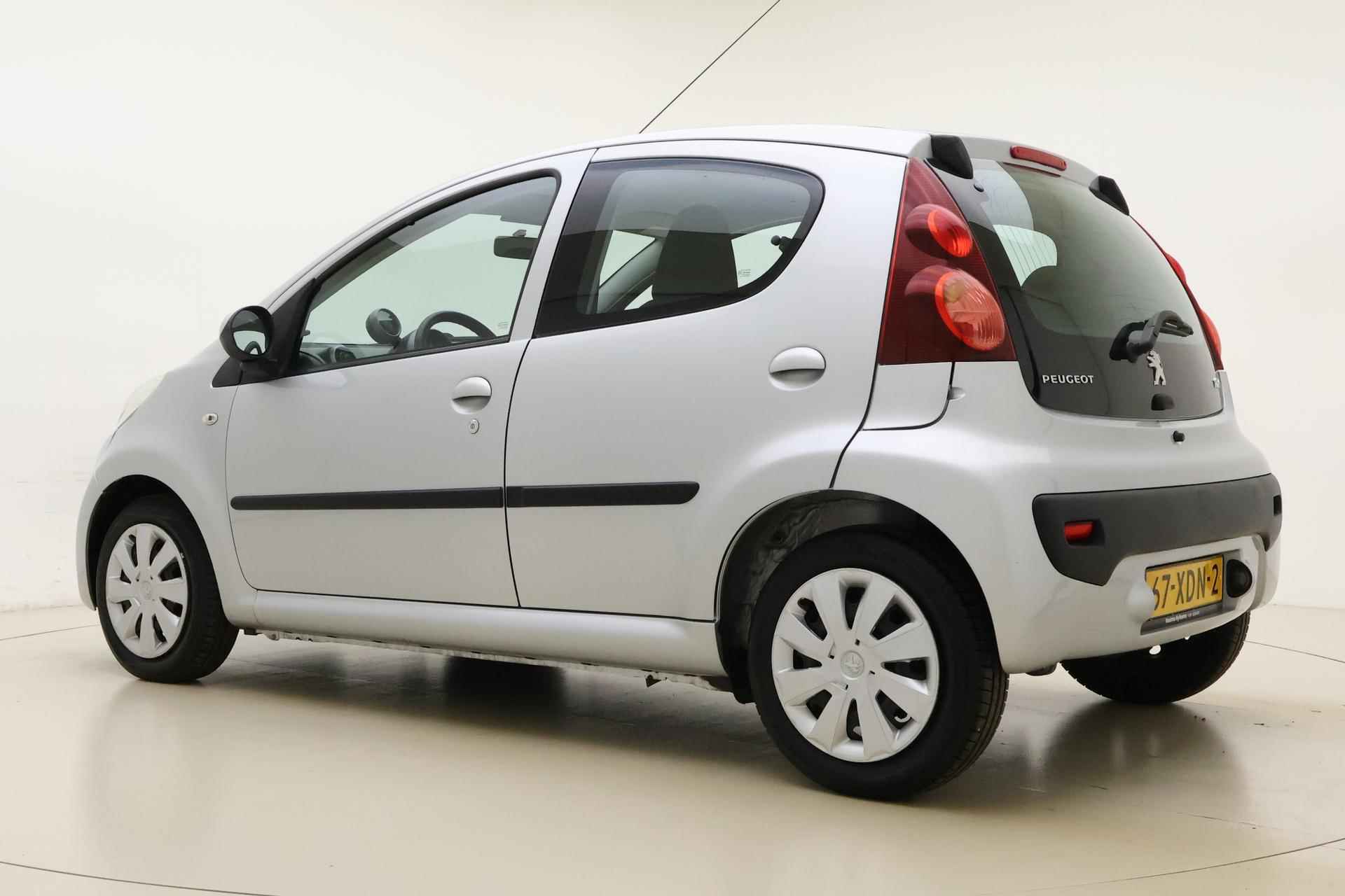 Peugeot 107 1.0 Active | Airco | 5 deurs | LED dagrijverlichting | Incl. set winterbanden | - 13/25