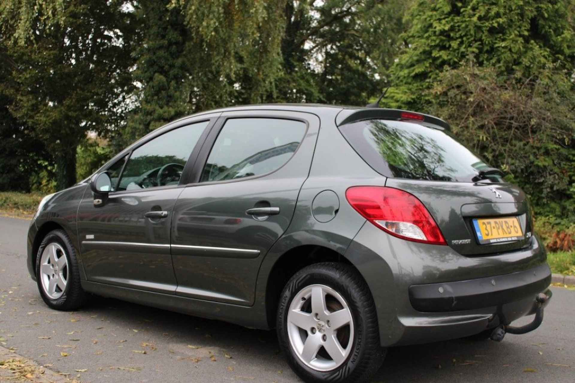 PEUGEOT 207 1.4 VTi Millesim 200 cruise,airco,trekhaak,lichtmetaal NAP - 4/24